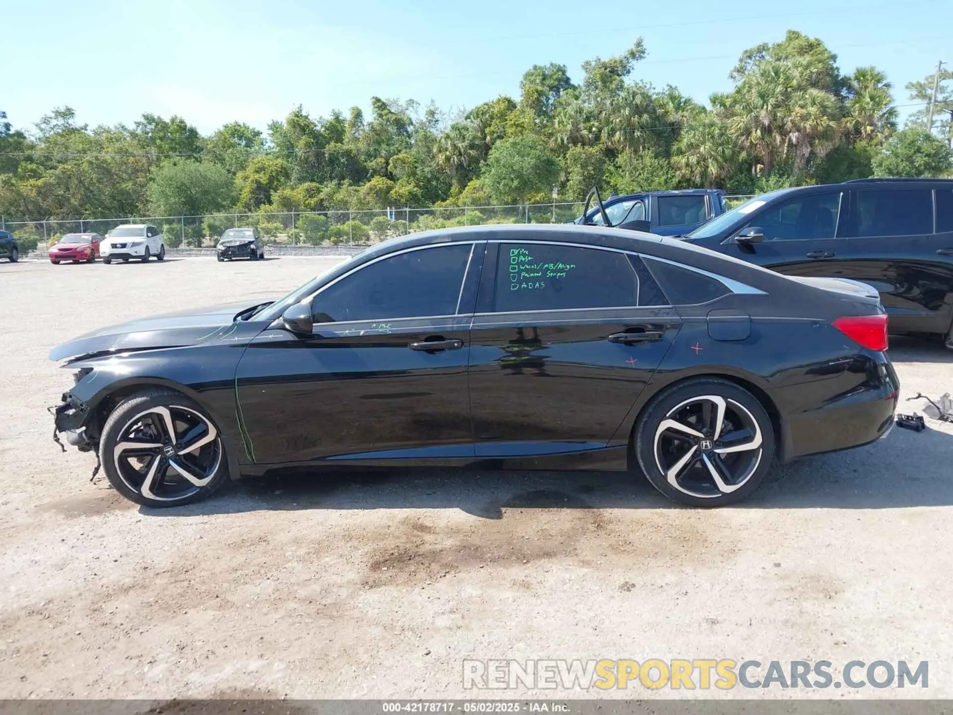 15 Photograph of a damaged car 1HGCV1F36KA164731 HONDA ACCORD 2019
