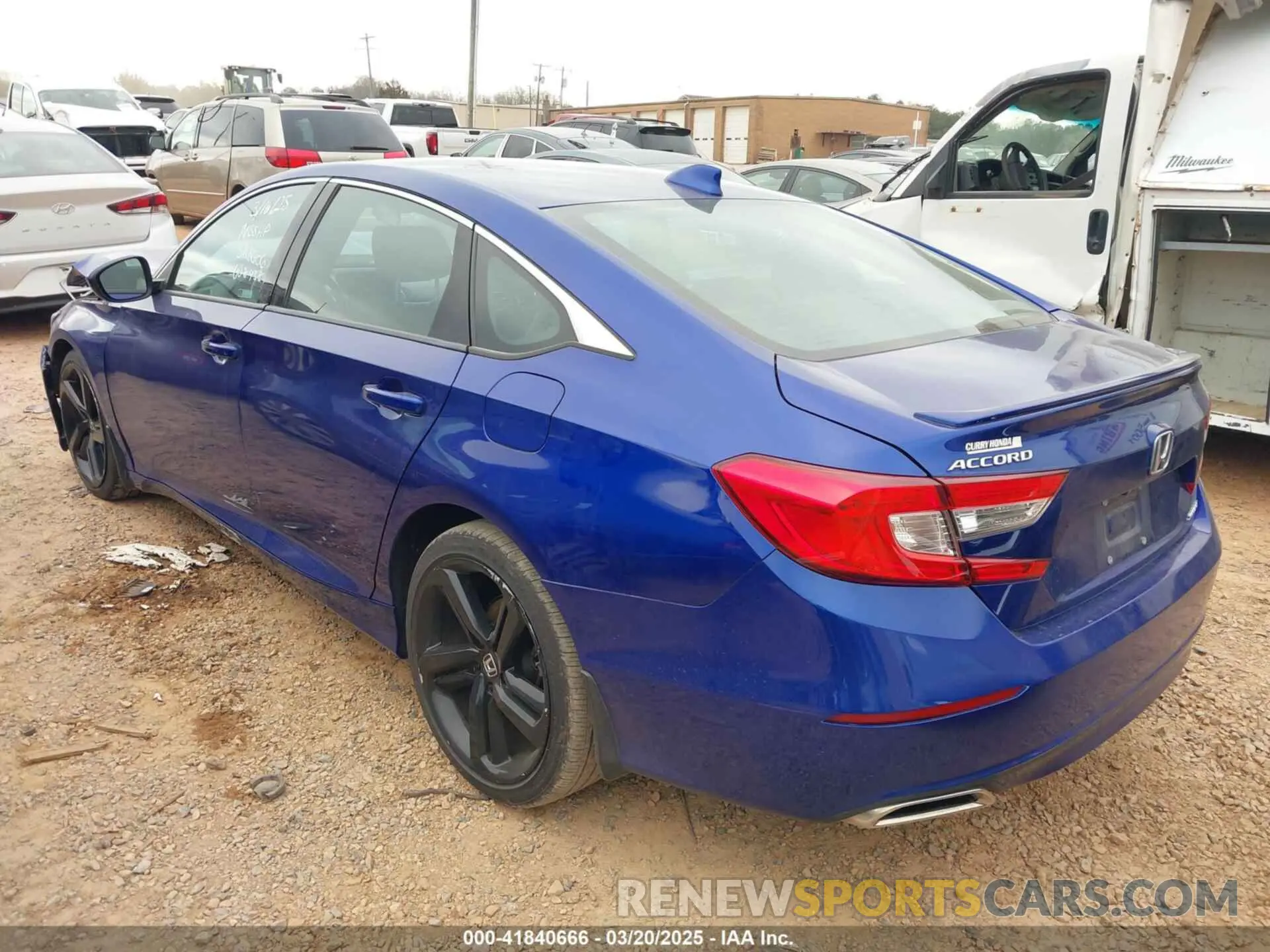 3 Фотография поврежденного автомобиля 1HGCV1F37KA008438 HONDA ACCORD 2019