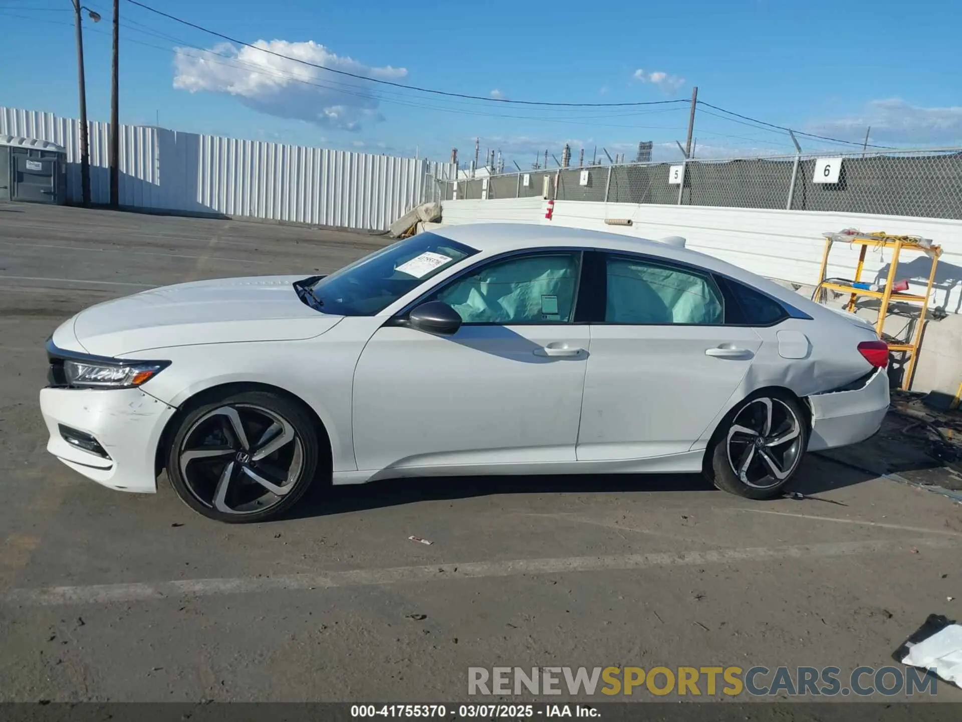 14 Фотография поврежденного автомобиля 1HGCV1F37KA093412 HONDA ACCORD 2019