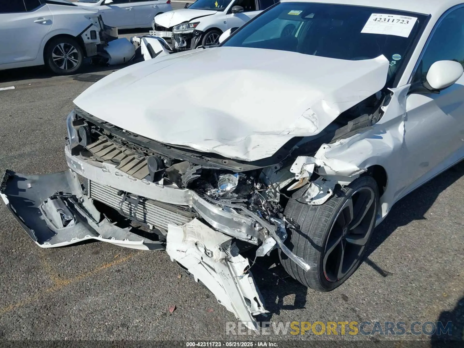6 Фотография поврежденного автомобиля 1HGCV1F37KA110967 HONDA ACCORD 2019