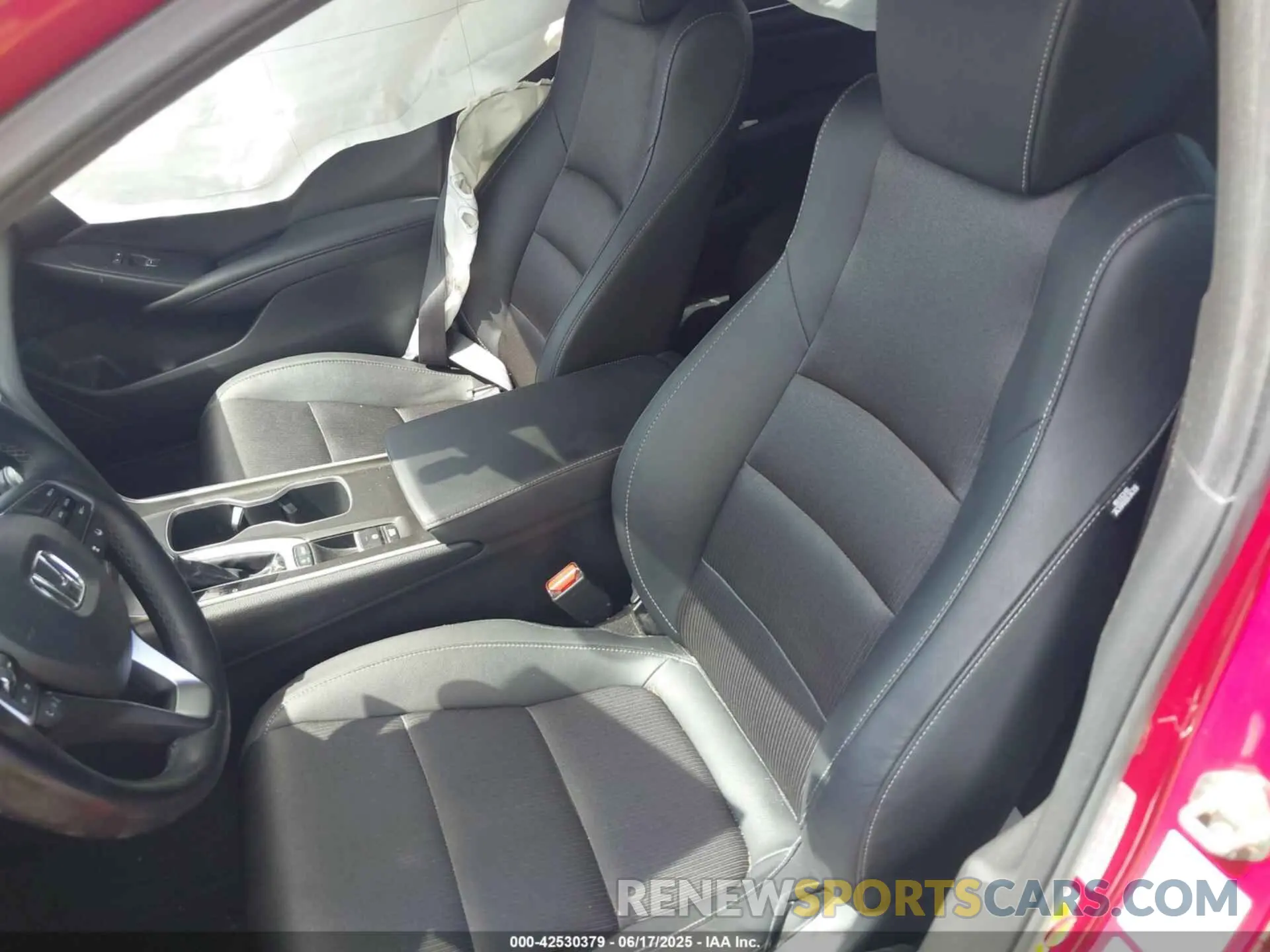 5 Фотография поврежденного автомобиля 1HGCV1F37KA145136 HONDA ACCORD 2019