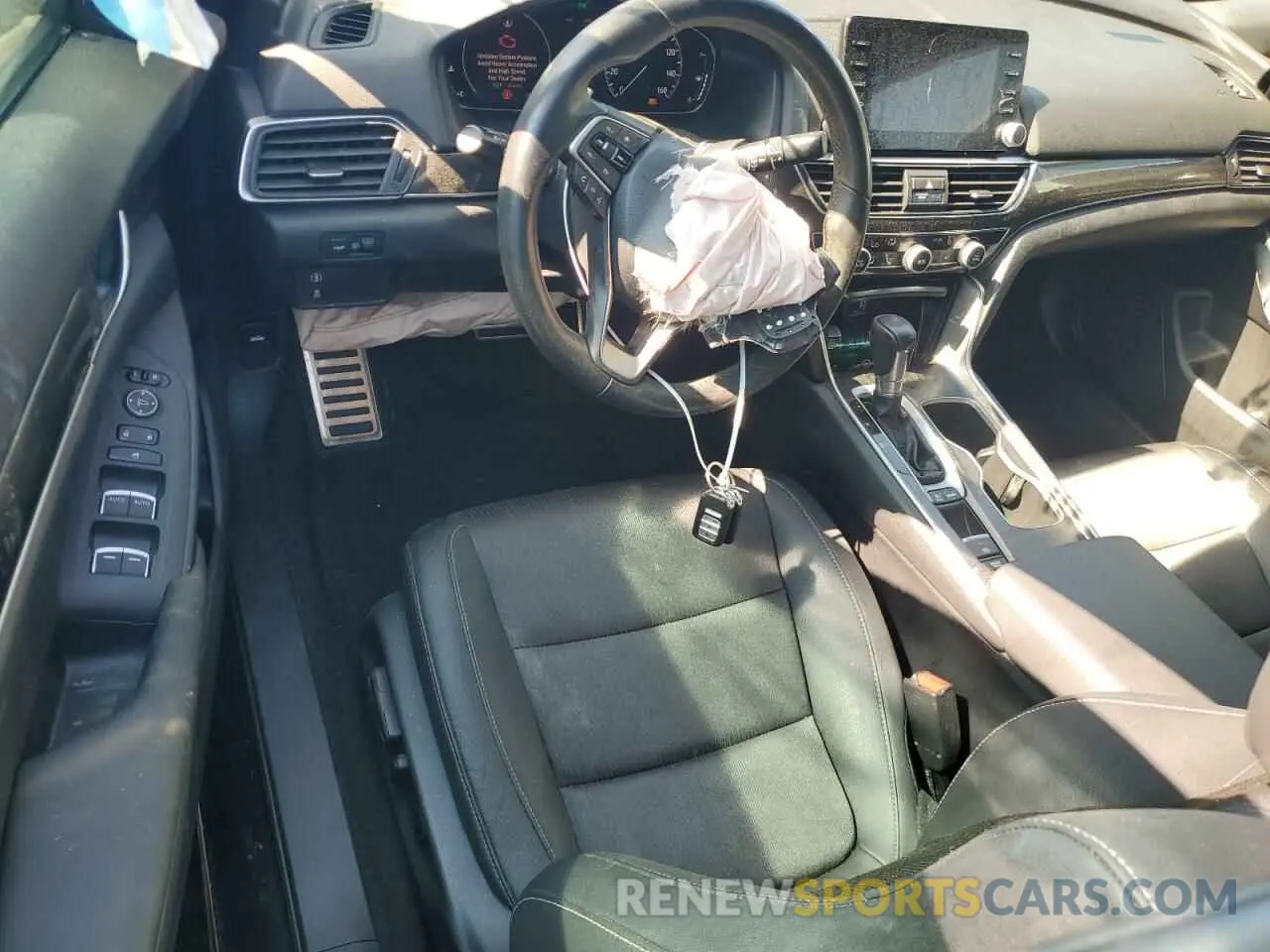 8 Photograph of a damaged car 1HGCV1F37KA164320 HONDA ACCORD 2019