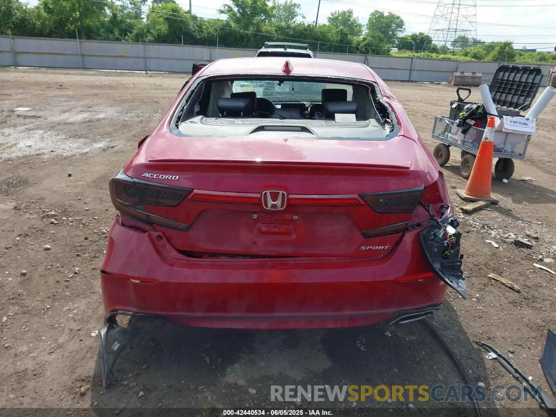 17 Photograph of a damaged car 1HGCV1F38KA039567 HONDA ACCORD 2019