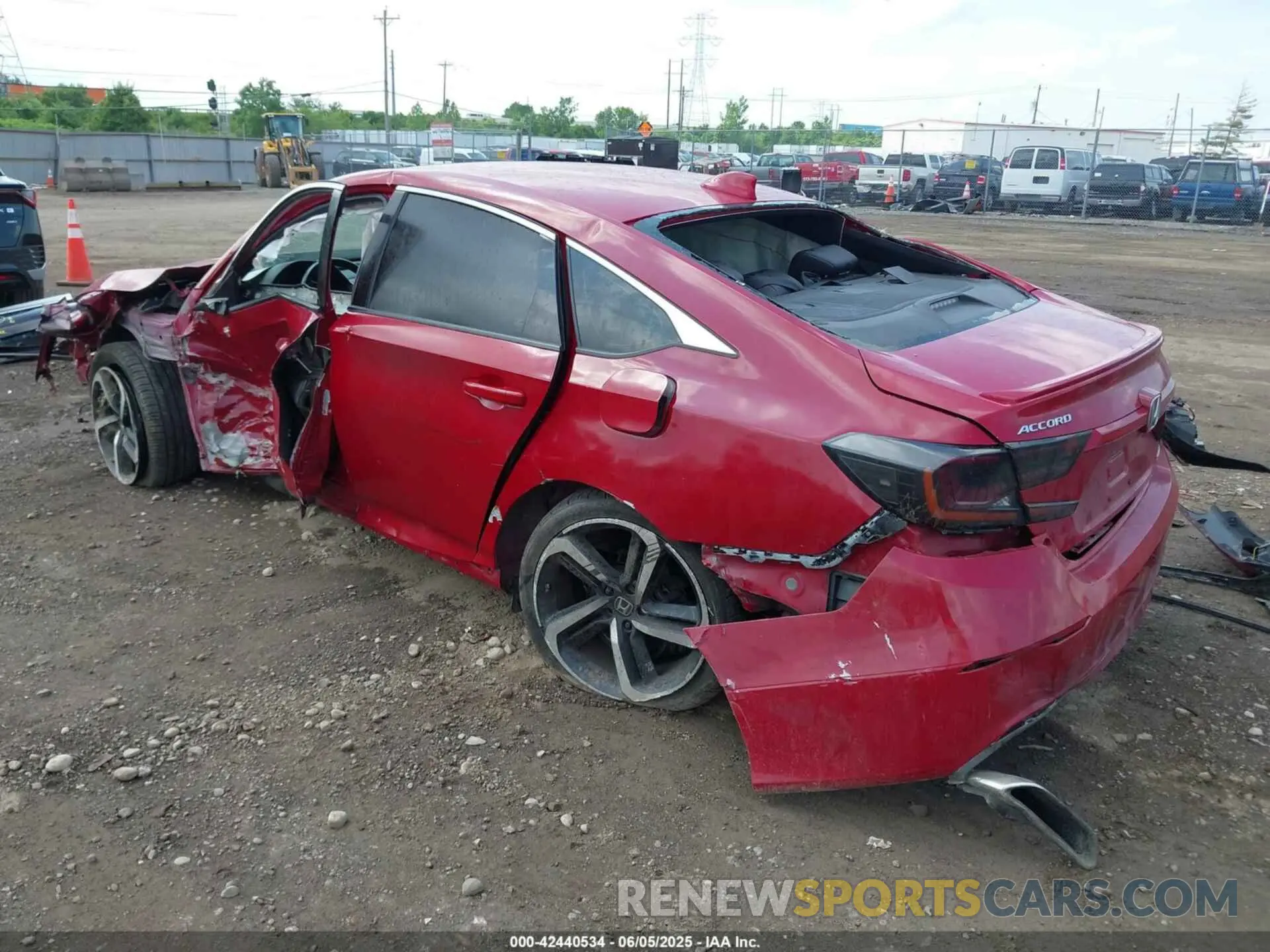 3 Photograph of a damaged car 1HGCV1F38KA039567 HONDA ACCORD 2019