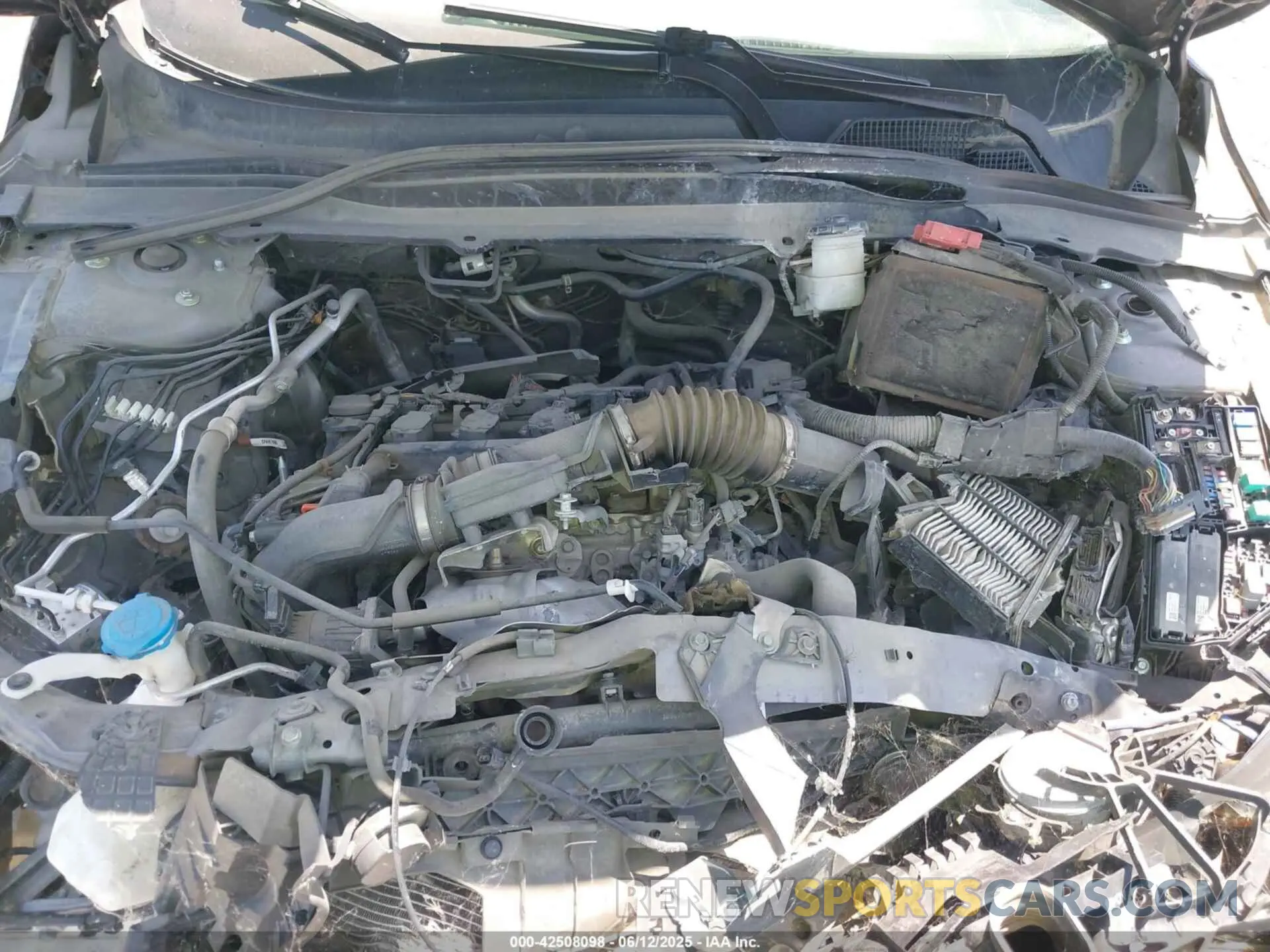 10 Photograph of a damaged car 1HGCV1F38KA063870 HONDA ACCORD 2019