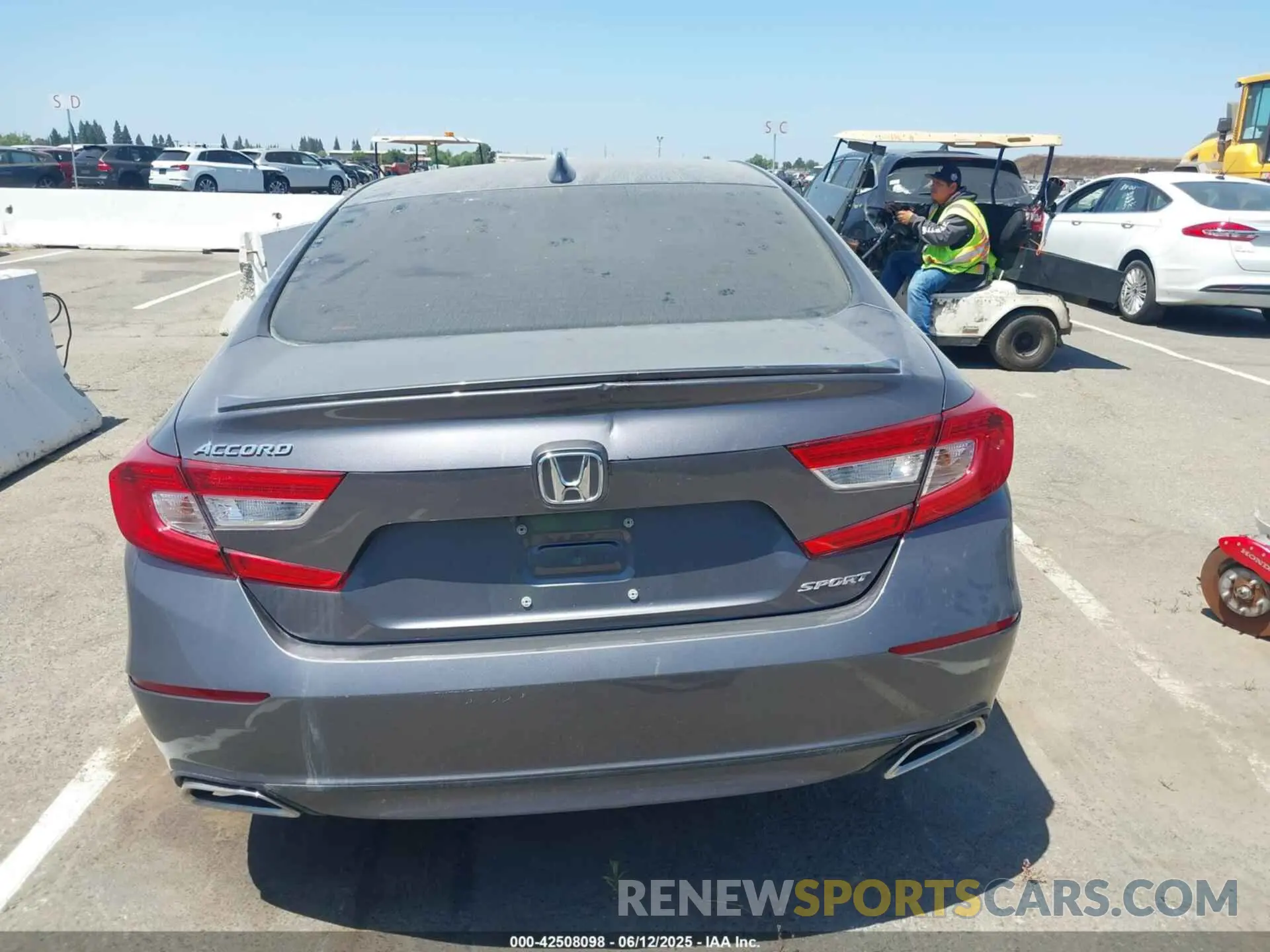 16 Photograph of a damaged car 1HGCV1F38KA063870 HONDA ACCORD 2019