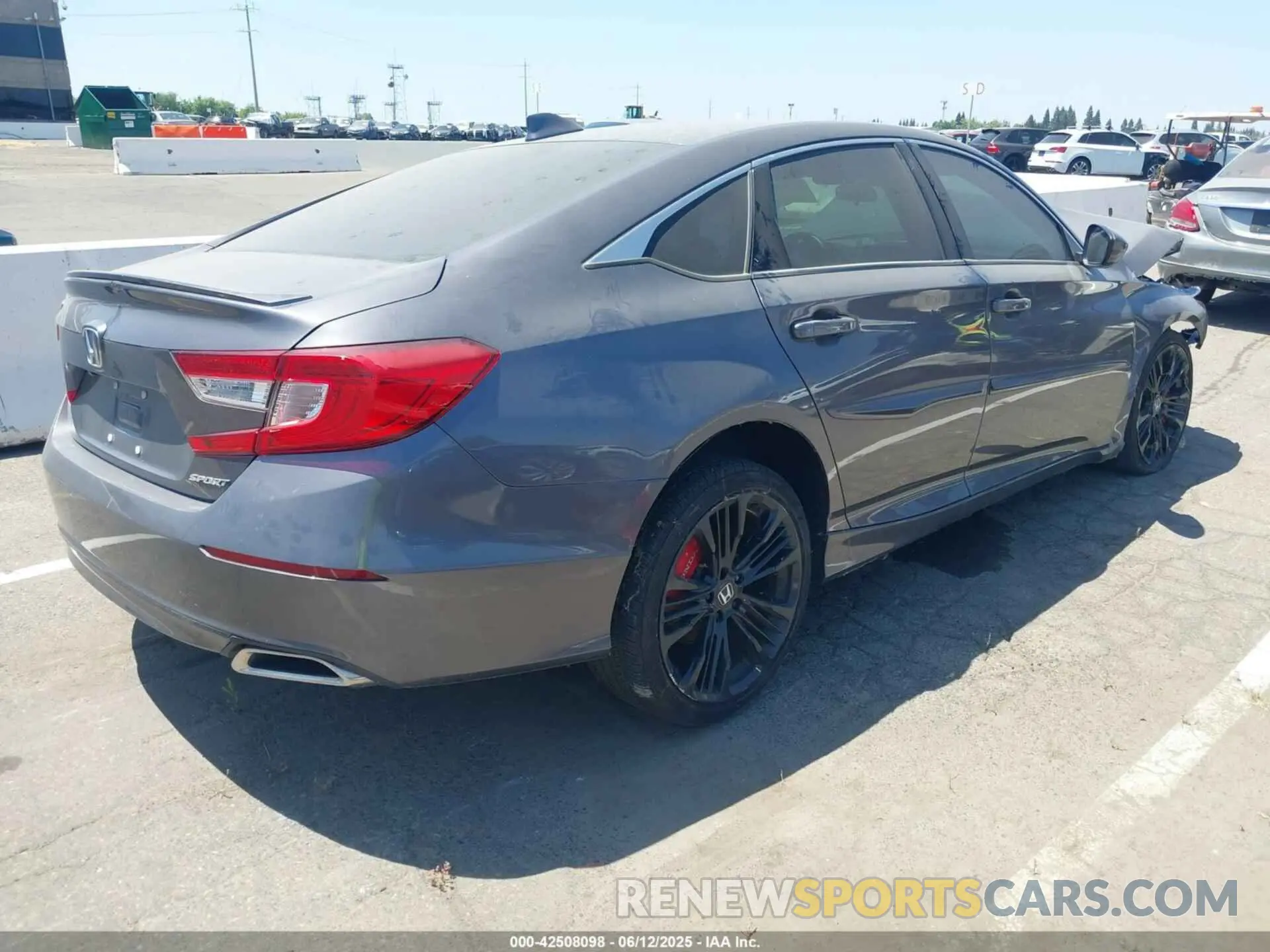 4 Photograph of a damaged car 1HGCV1F38KA063870 HONDA ACCORD 2019