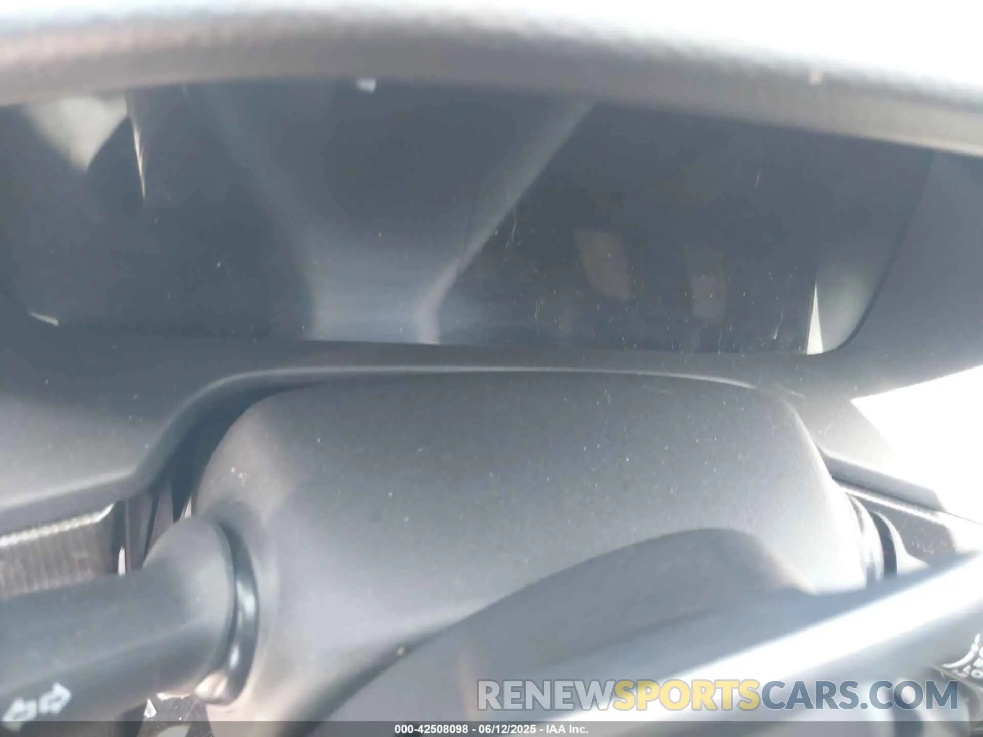 7 Photograph of a damaged car 1HGCV1F38KA063870 HONDA ACCORD 2019