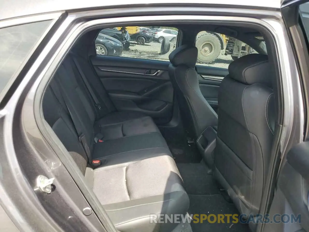10 Photograph of a damaged car 1HGCV1F38KA099543 HONDA ACCORD 2019