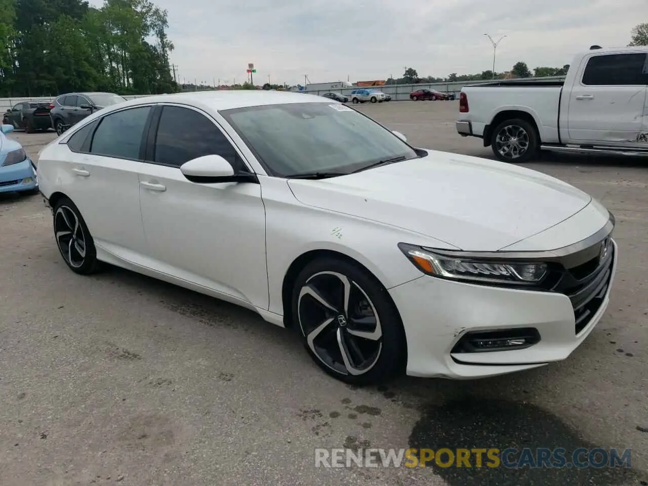 4 Photograph of a damaged car 1HGCV1F38KA110962 HONDA ACCORD 2019