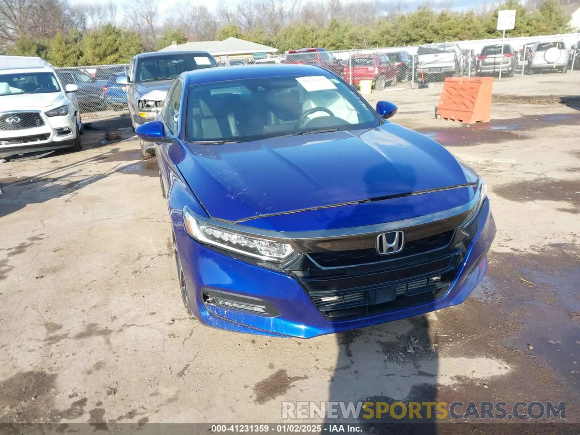 1 Фотография поврежденного автомобиля 1HGCV1F39KA007131 HONDA ACCORD 2019
