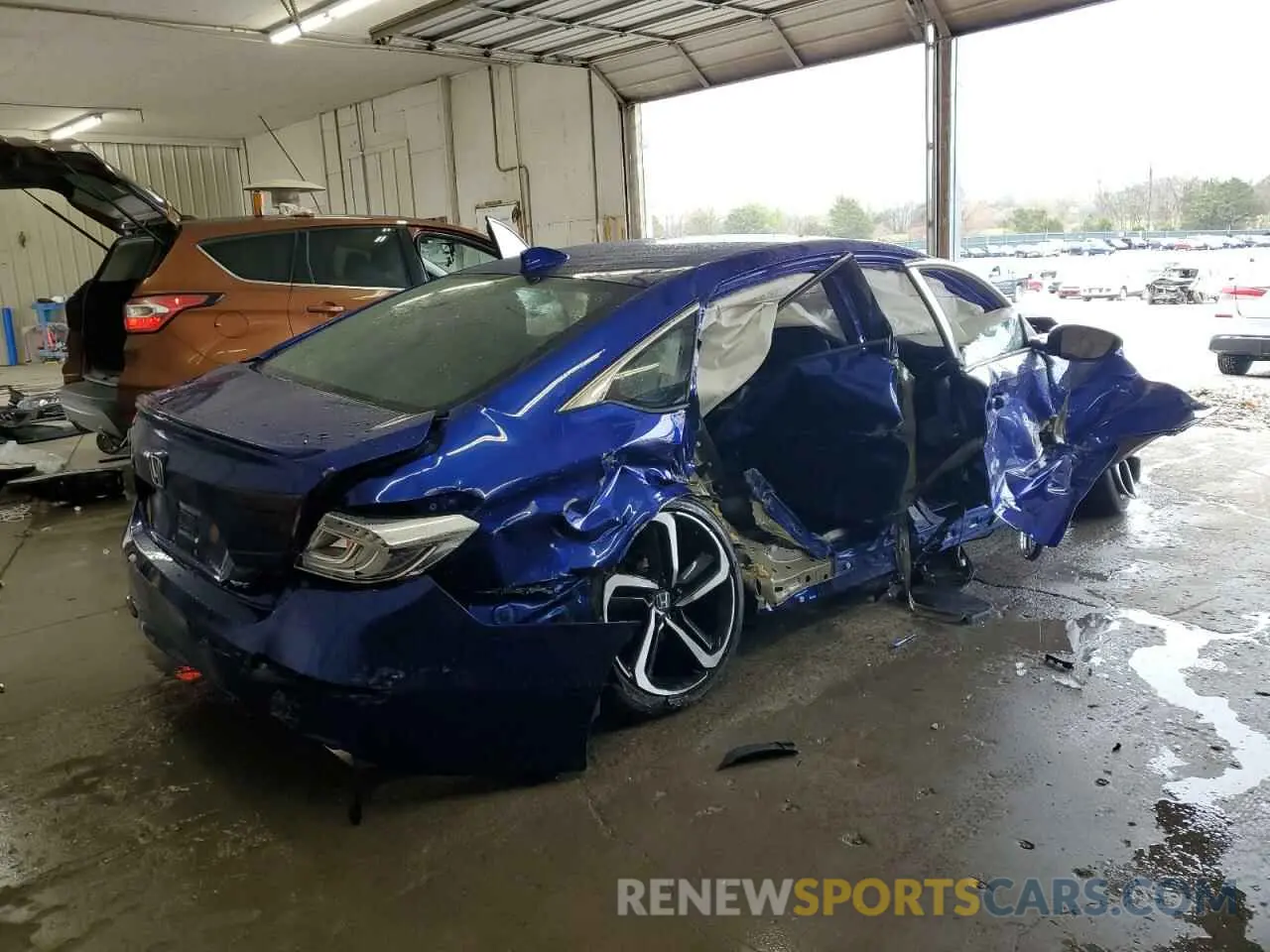 3 Фотография поврежденного автомобиля 1HGCV1F39KA078376 HONDA ACCORD 2019