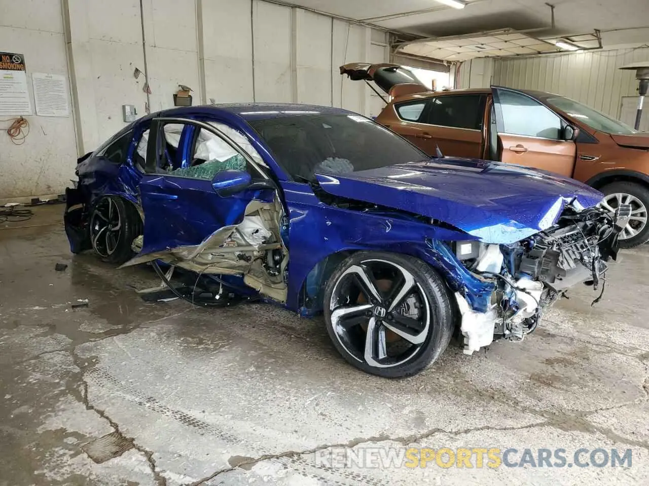 4 Фотография поврежденного автомобиля 1HGCV1F39KA078376 HONDA ACCORD 2019