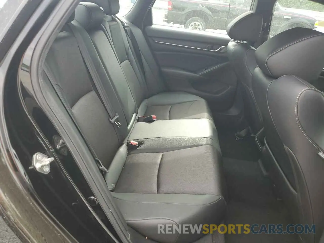 10 Photograph of a damaged car 1HGCV1F39KA087028 HONDA ACCORD 2019