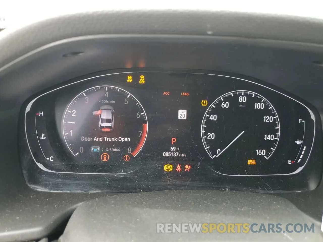 9 Photograph of a damaged car 1HGCV1F39KA087028 HONDA ACCORD 2019