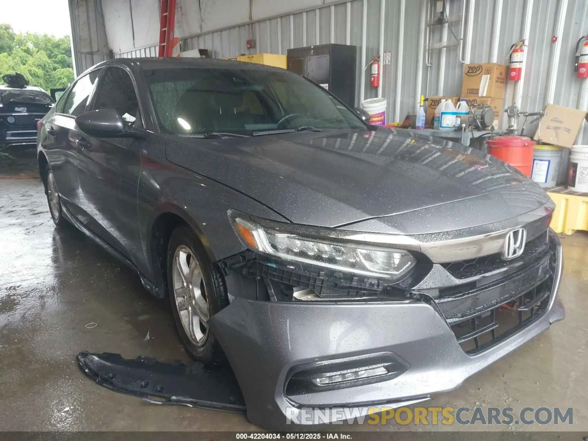 1 Фотография поврежденного автомобиля 1HGCV1F39KA092245 HONDA ACCORD 2019