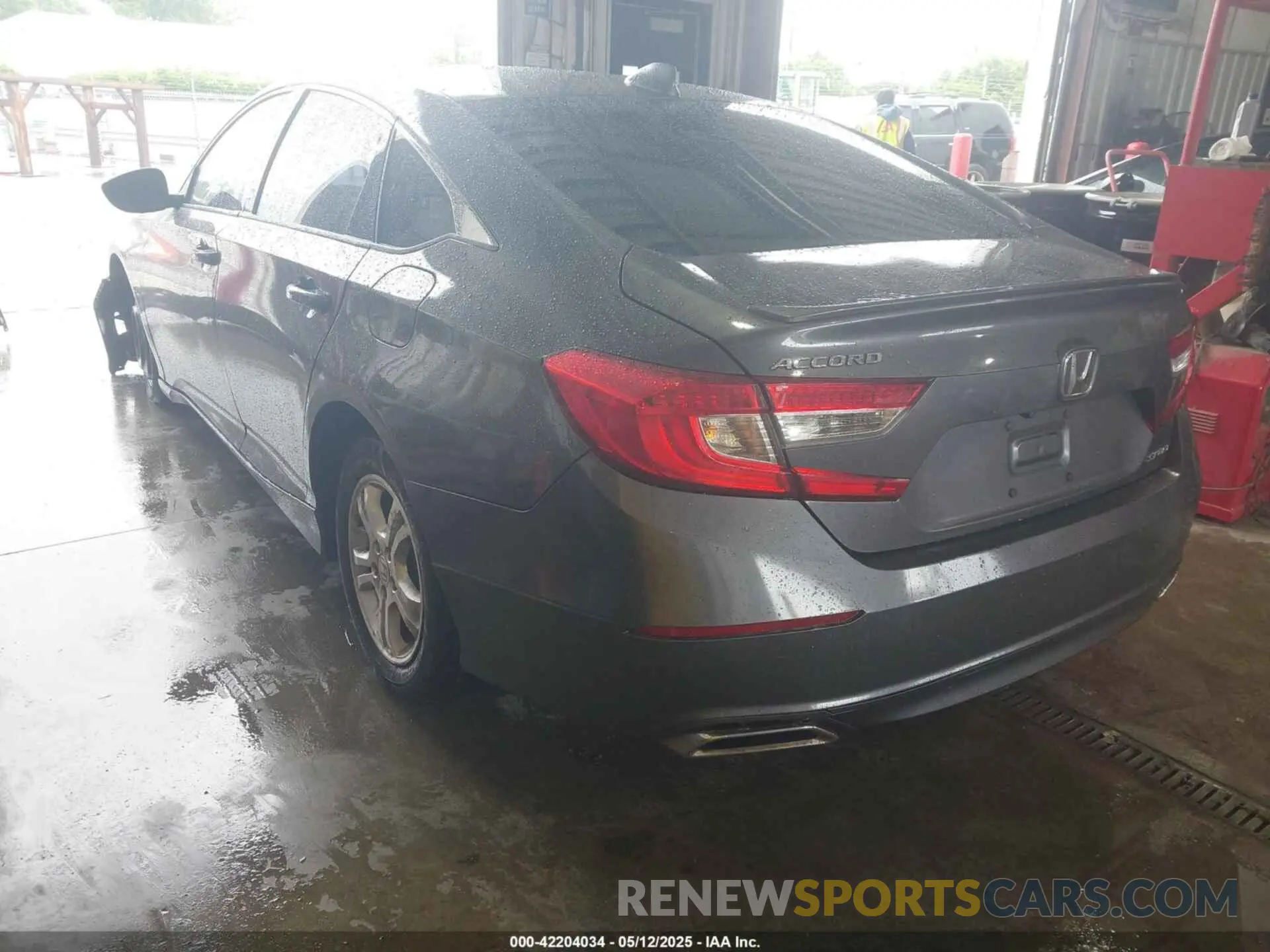 3 Фотография поврежденного автомобиля 1HGCV1F39KA092245 HONDA ACCORD 2019