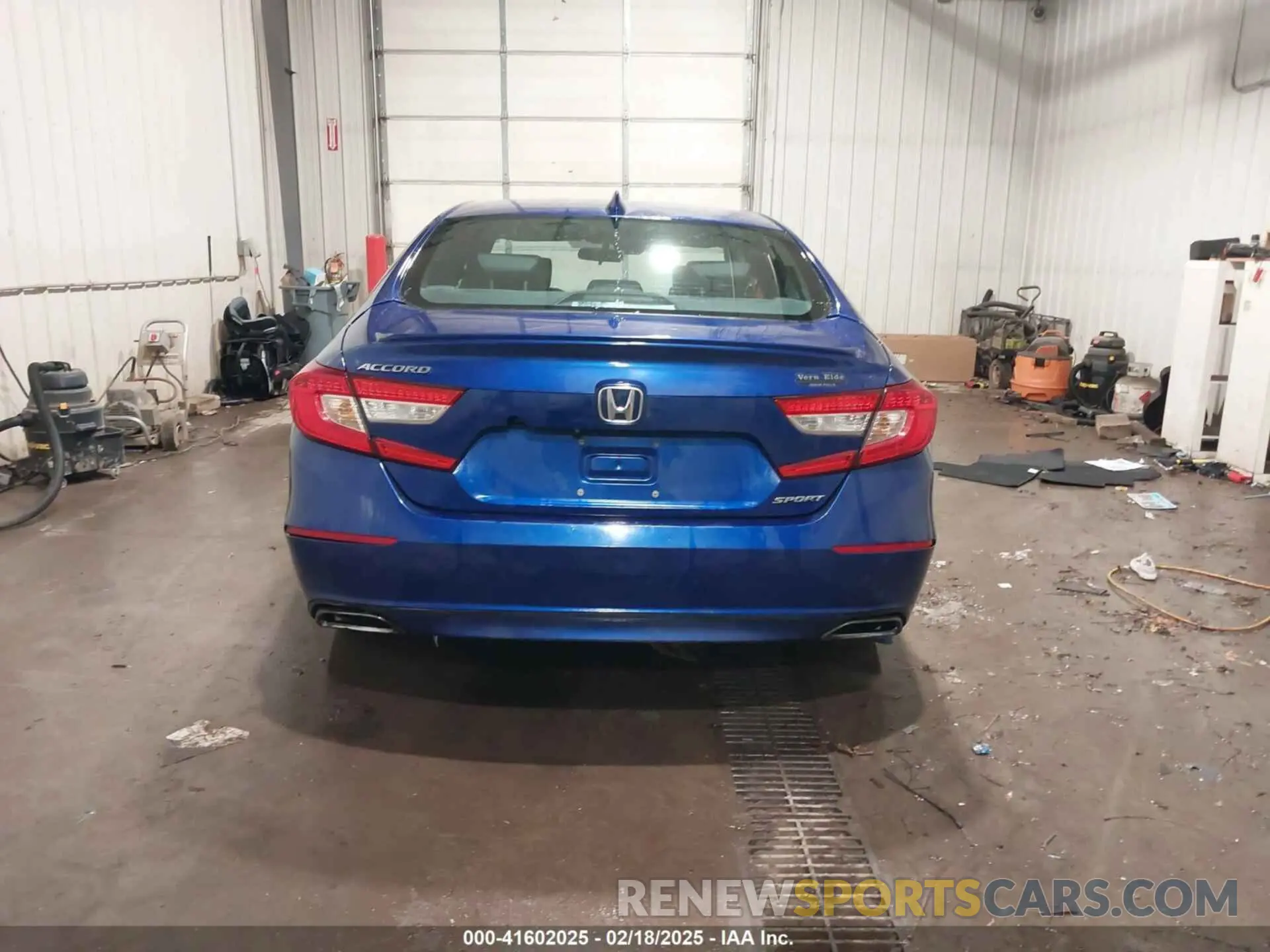 17 Фотография поврежденного автомобиля 1HGCV1F39KA100621 HONDA ACCORD 2019