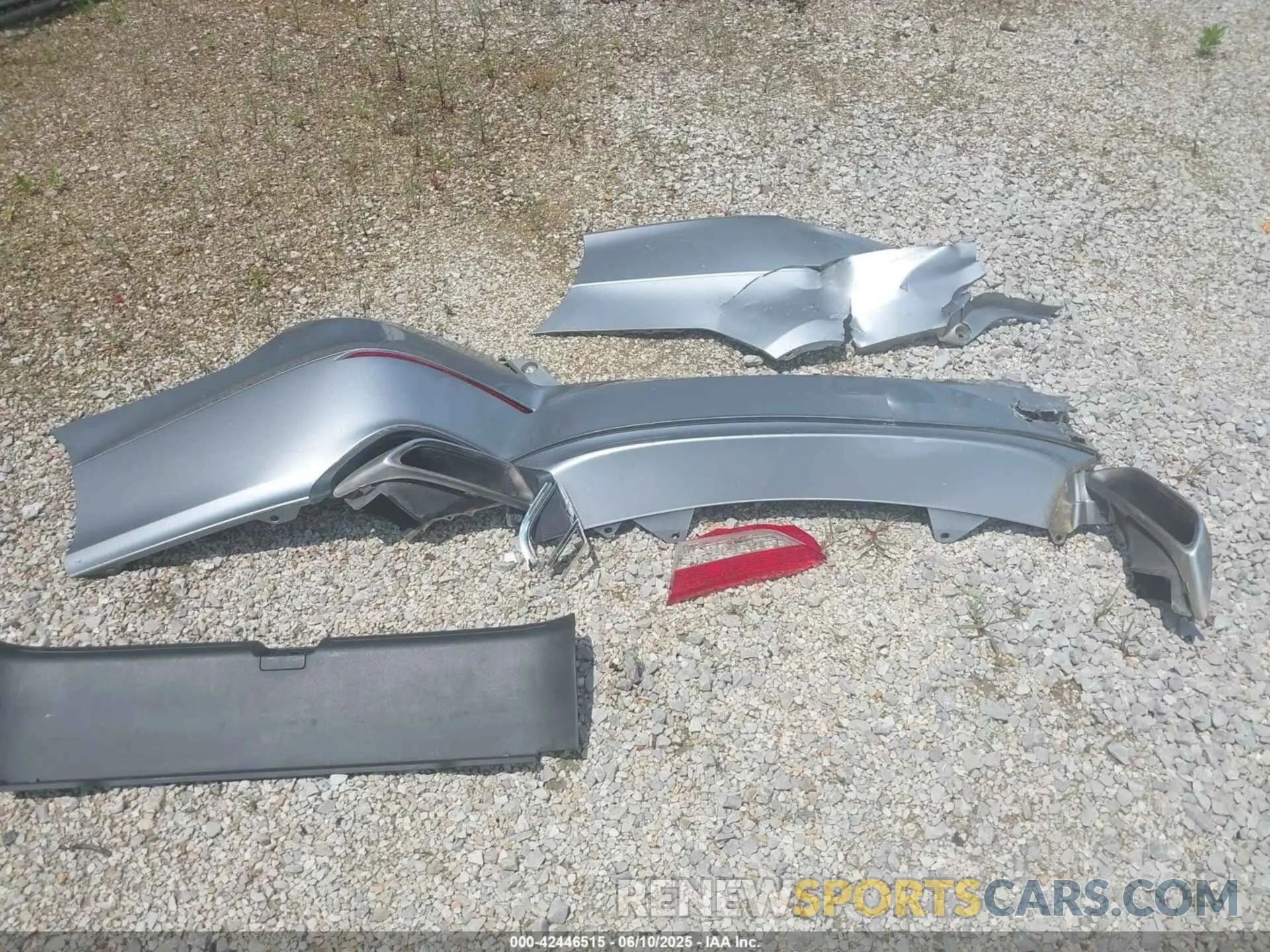 12 Photograph of a damaged car 1HGCV1F39KA118844 HONDA ACCORD 2019