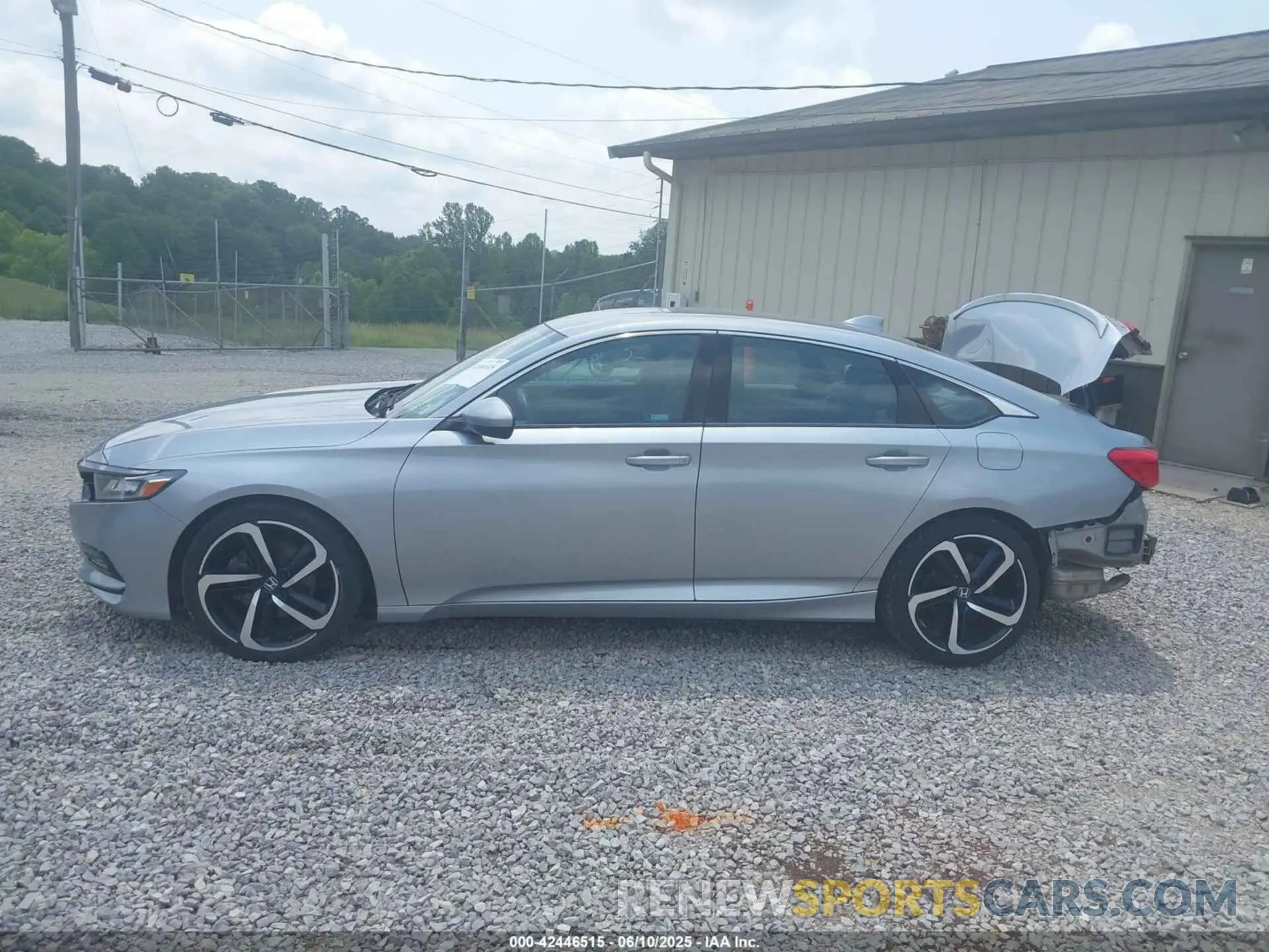 15 Photograph of a damaged car 1HGCV1F39KA118844 HONDA ACCORD 2019