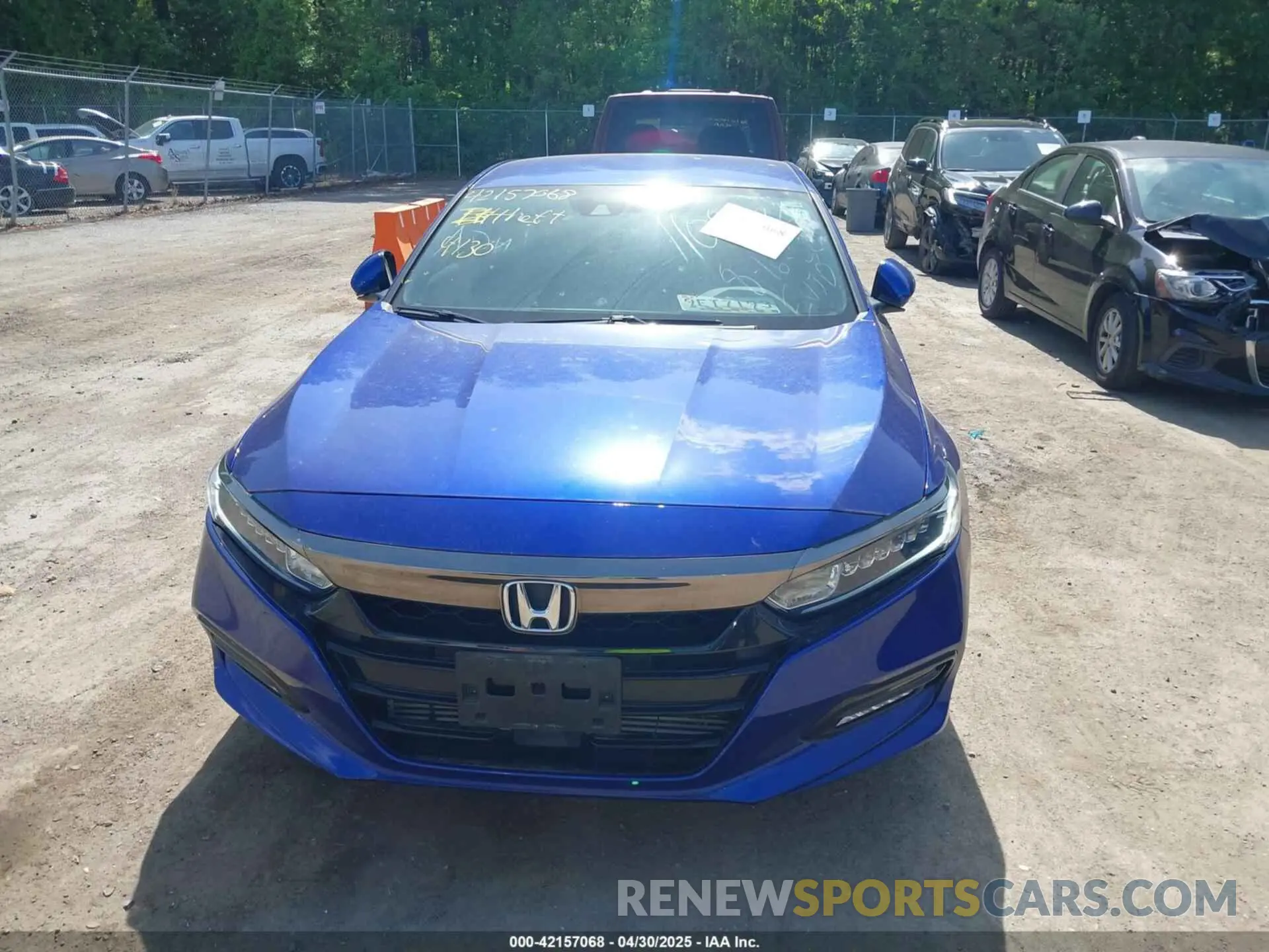 12 Фотография поврежденного автомобиля 1HGCV1F39KA153853 HONDA ACCORD 2019