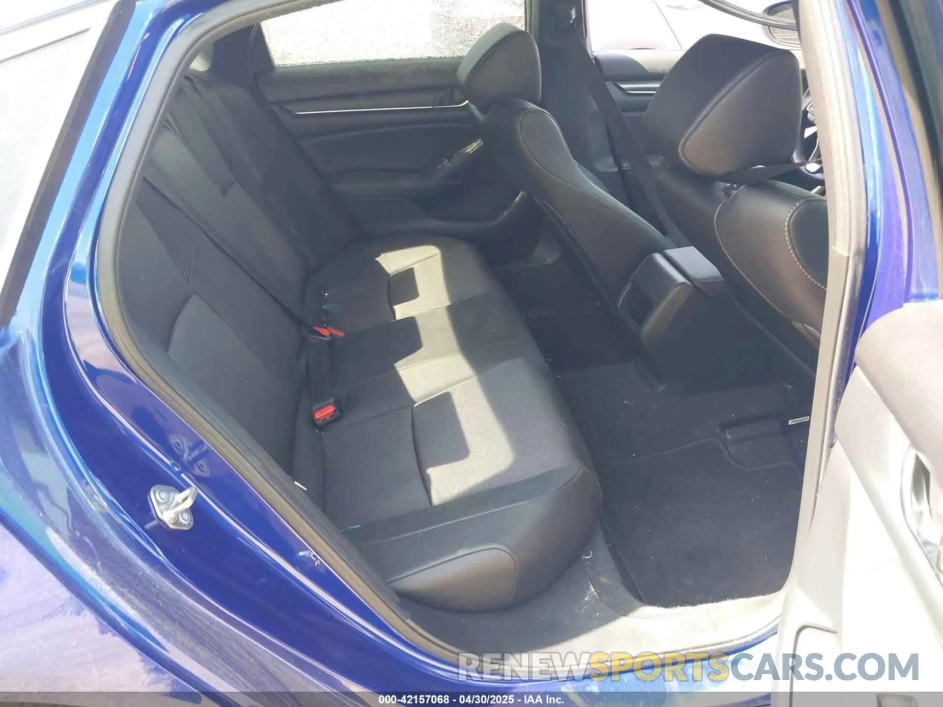 8 Фотография поврежденного автомобиля 1HGCV1F39KA153853 HONDA ACCORD 2019
