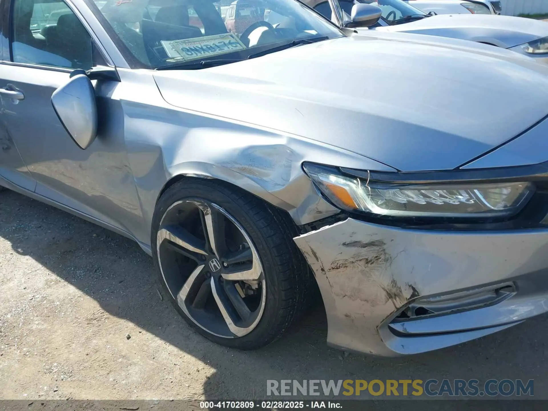 6 Фотография поврежденного автомобиля 1HGCV1F3XKA006554 HONDA ACCORD 2019