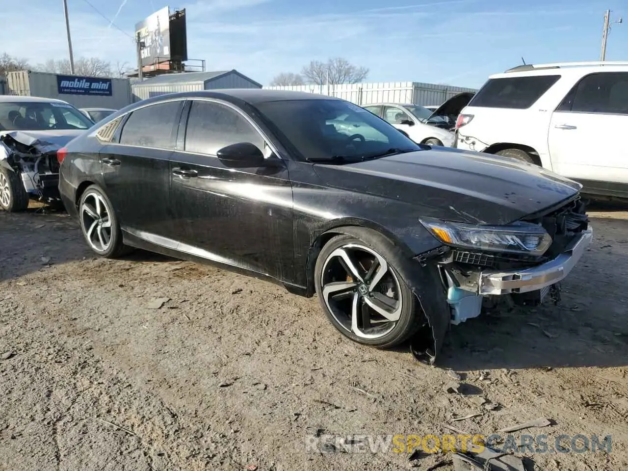 4 Фотография поврежденного автомобиля 1HGCV1F3XKA010037 HONDA ACCORD 2019