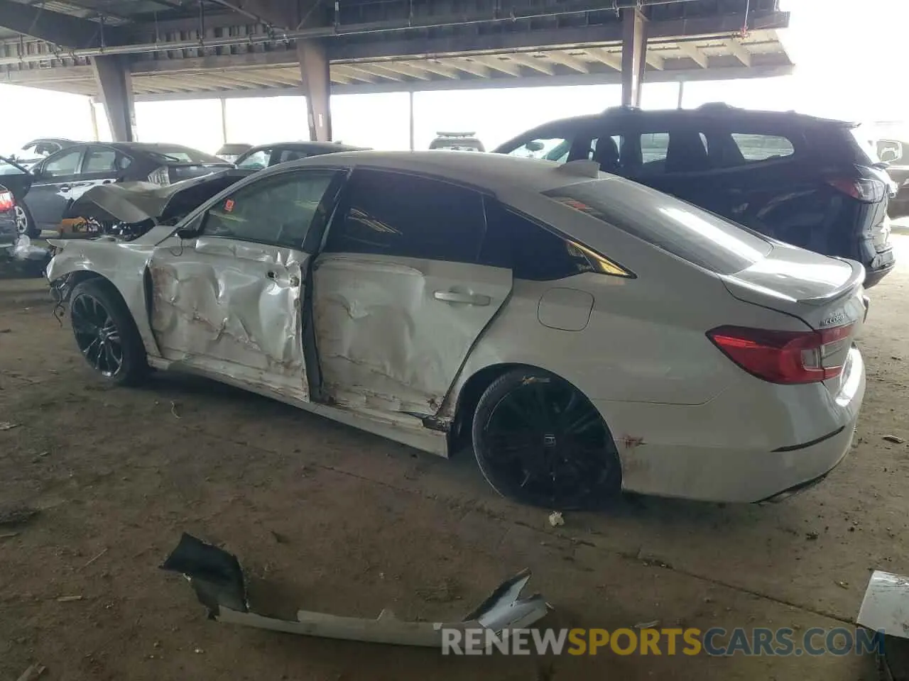 2 Фотография поврежденного автомобиля 1HGCV1F3XKA043572 HONDA ACCORD 2019