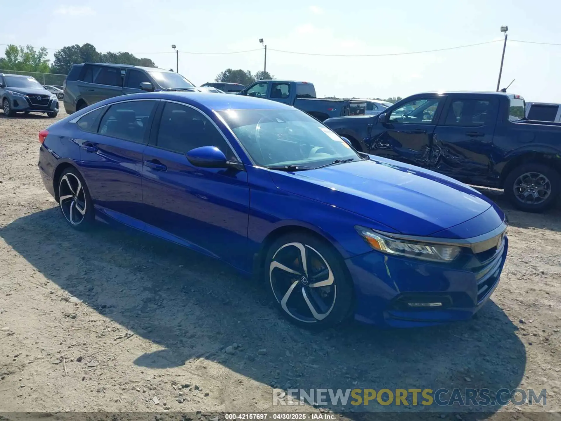 1 Фотография поврежденного автомобиля 1HGCV1F3XKA116701 HONDA ACCORD 2019