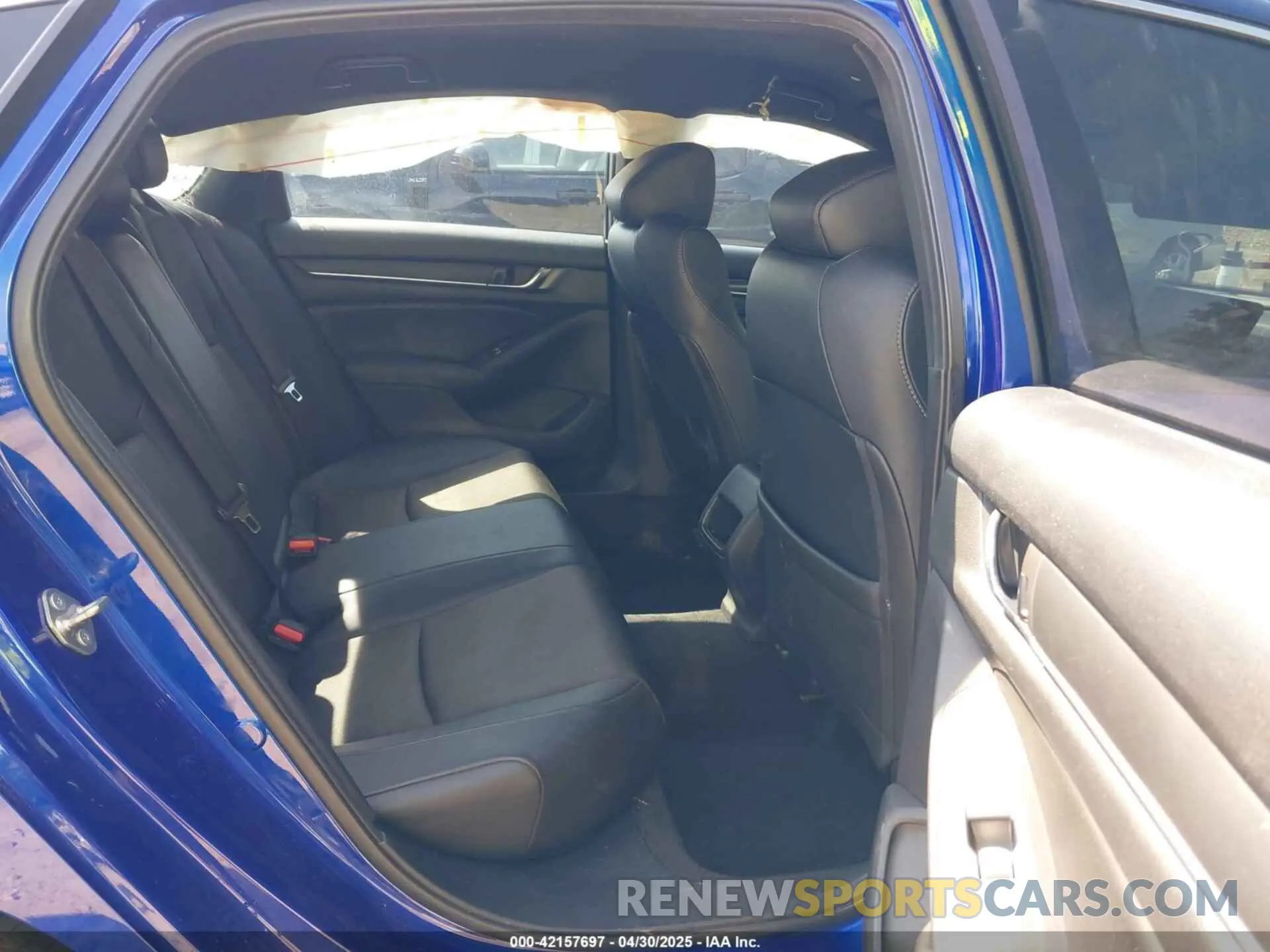 8 Фотография поврежденного автомобиля 1HGCV1F3XKA116701 HONDA ACCORD 2019