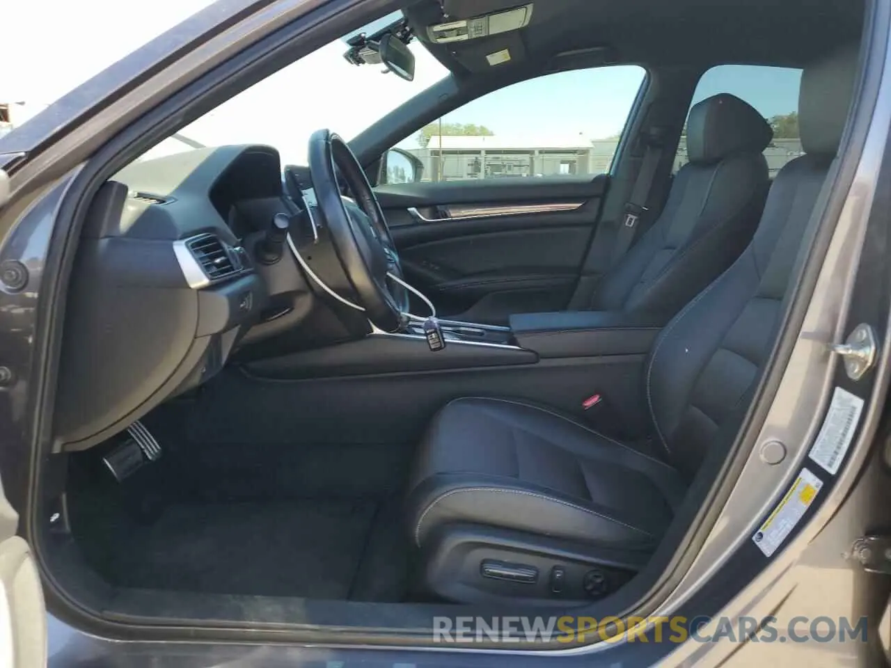 7 Photograph of a damaged car 1HGCV1F3XKA174131 HONDA ACCORD 2019
