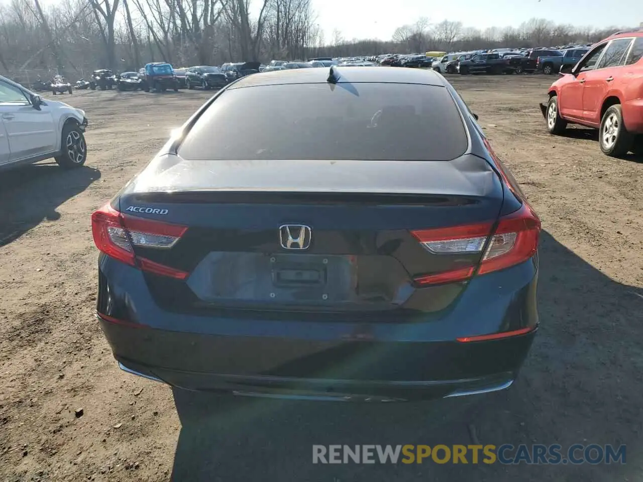 6 Фотография поврежденного автомобиля 1HGCV1F40KA058753 HONDA ACCORD 2019