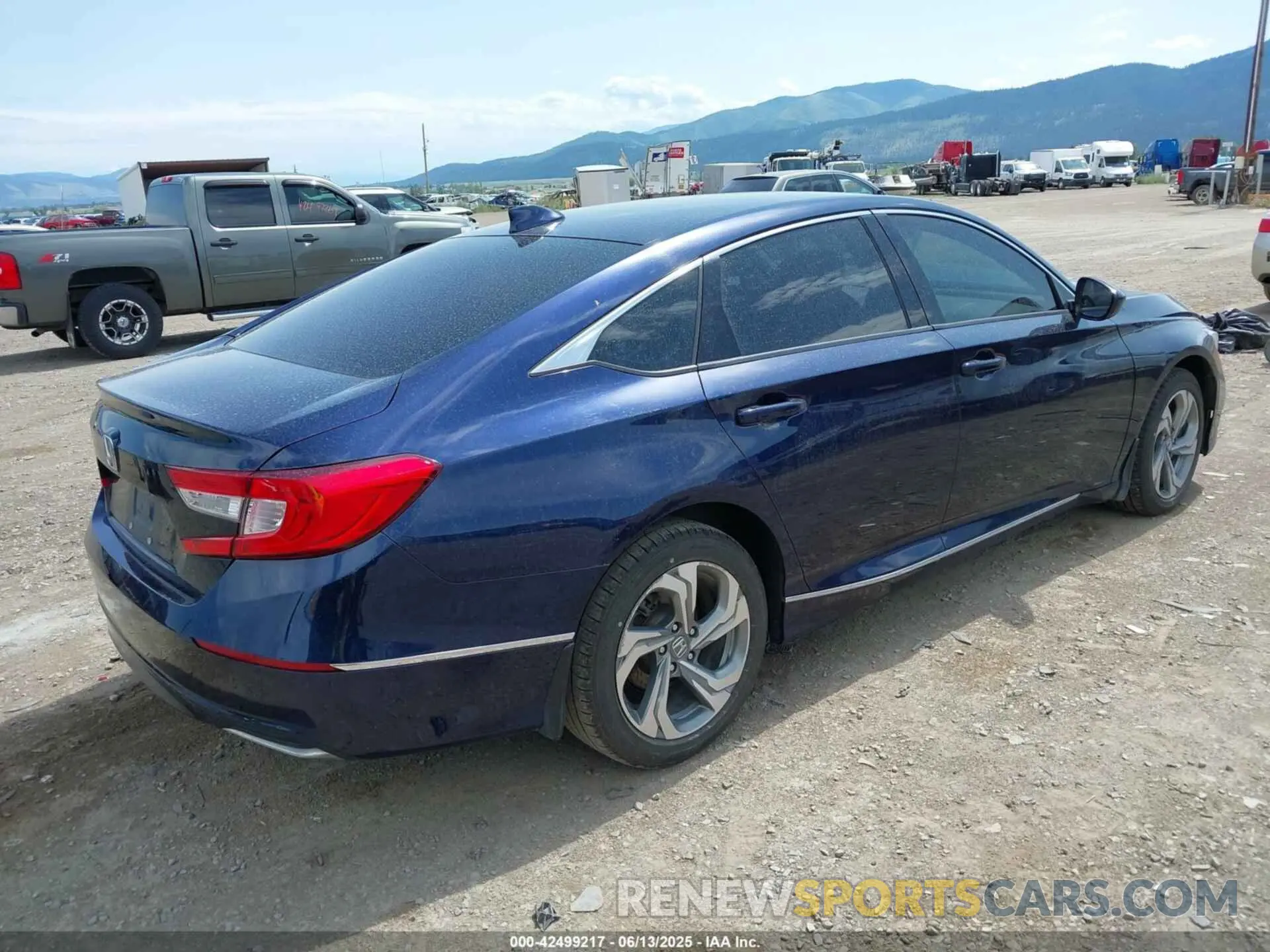 4 Фотография поврежденного автомобиля 1HGCV1F41KA055764 HONDA ACCORD 2019
