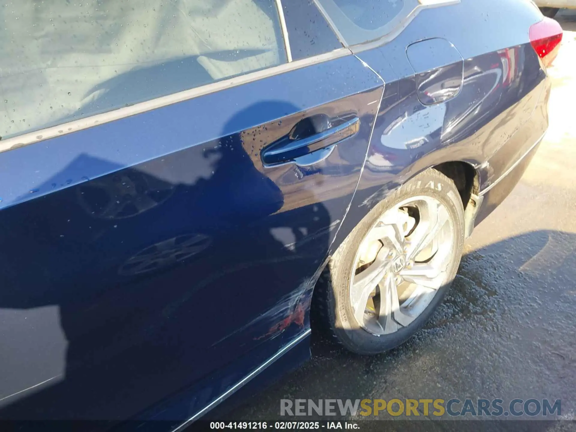 6 Фотография поврежденного автомобиля 1HGCV1F42KA134392 HONDA ACCORD 2019