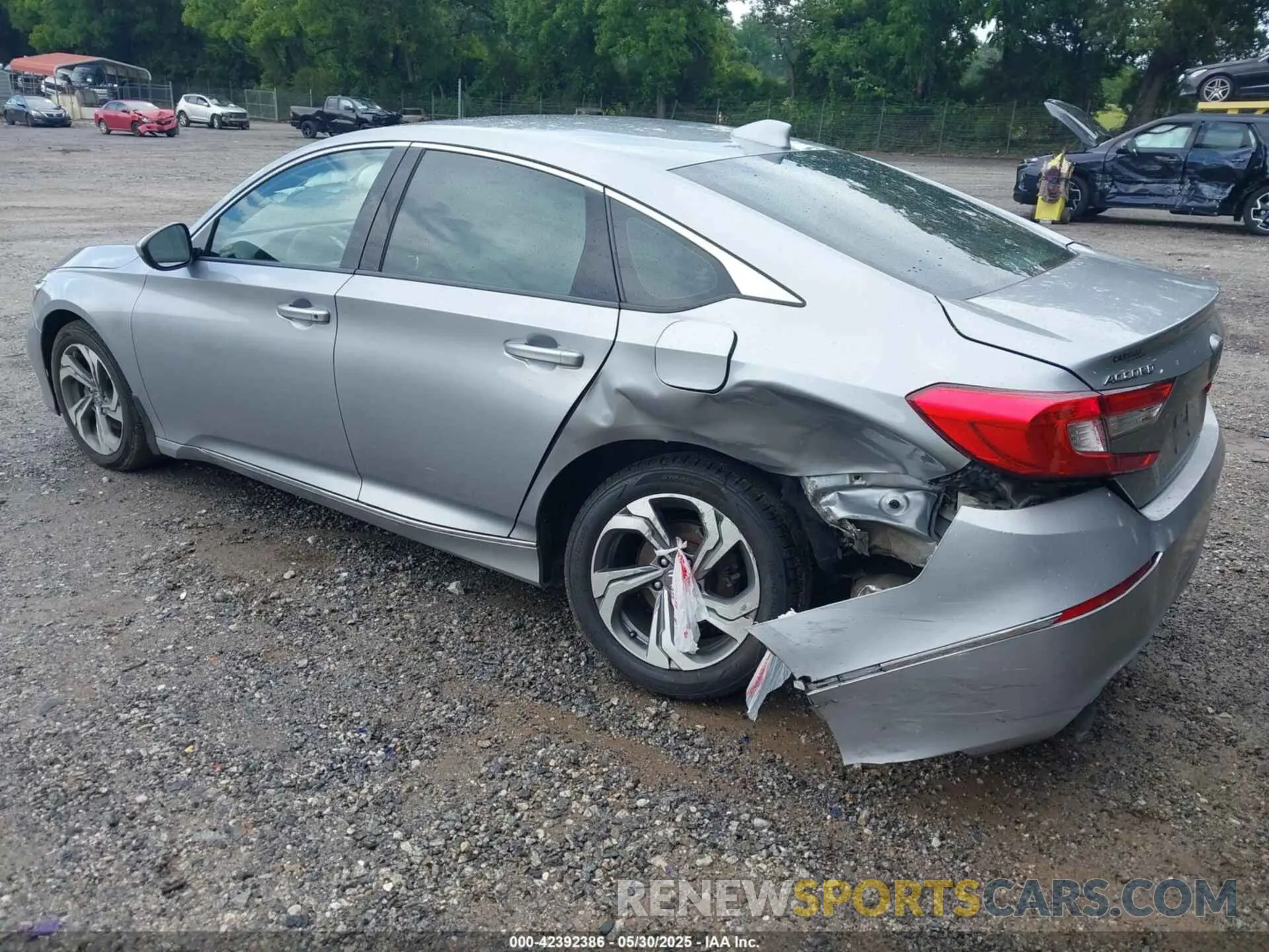 3 Фотография поврежденного автомобиля 1HGCV1F43KA165294 HONDA ACCORD 2019