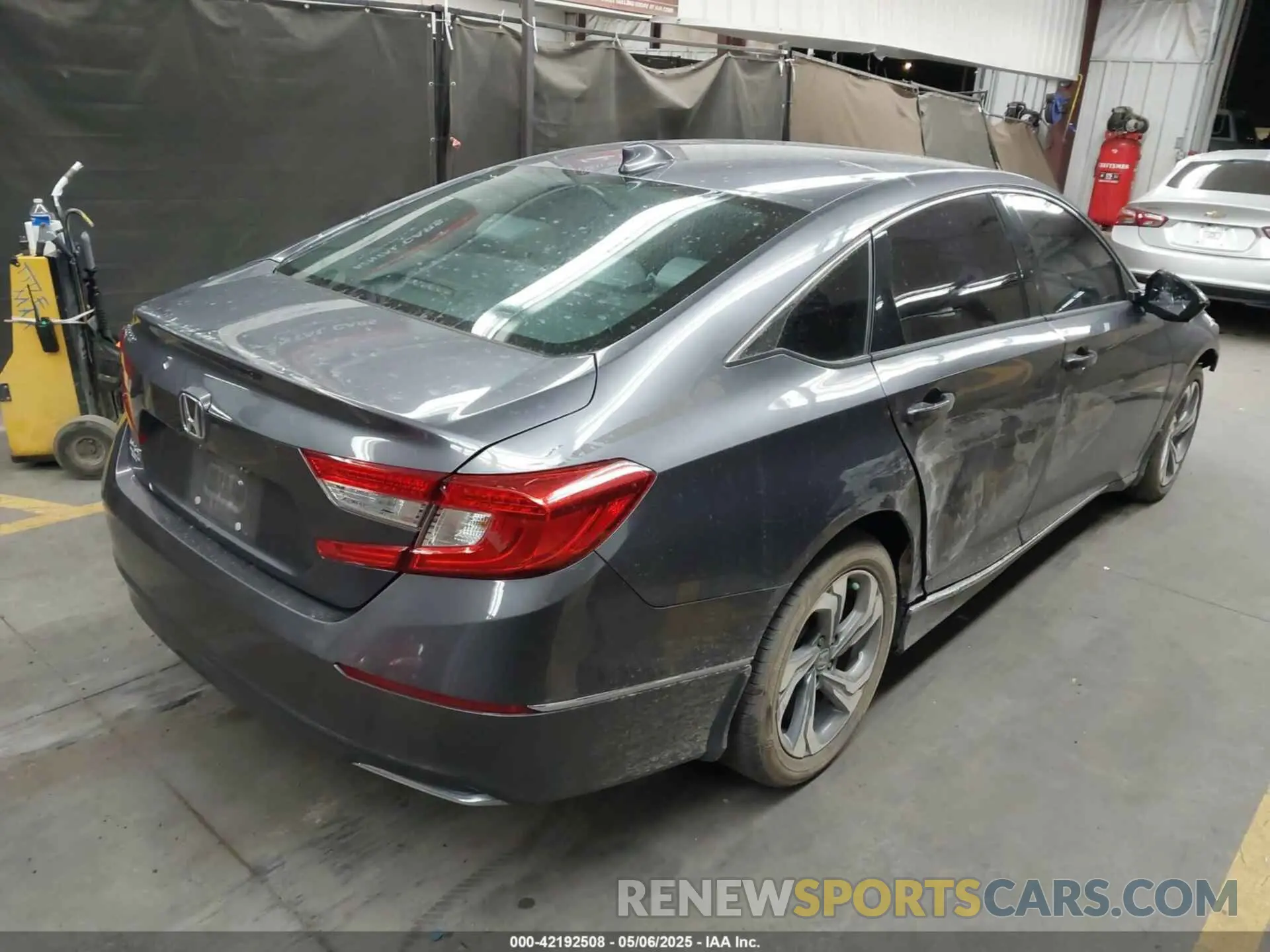4 Photograph of a damaged car 1HGCV1F44KA150237 HONDA ACCORD 2019