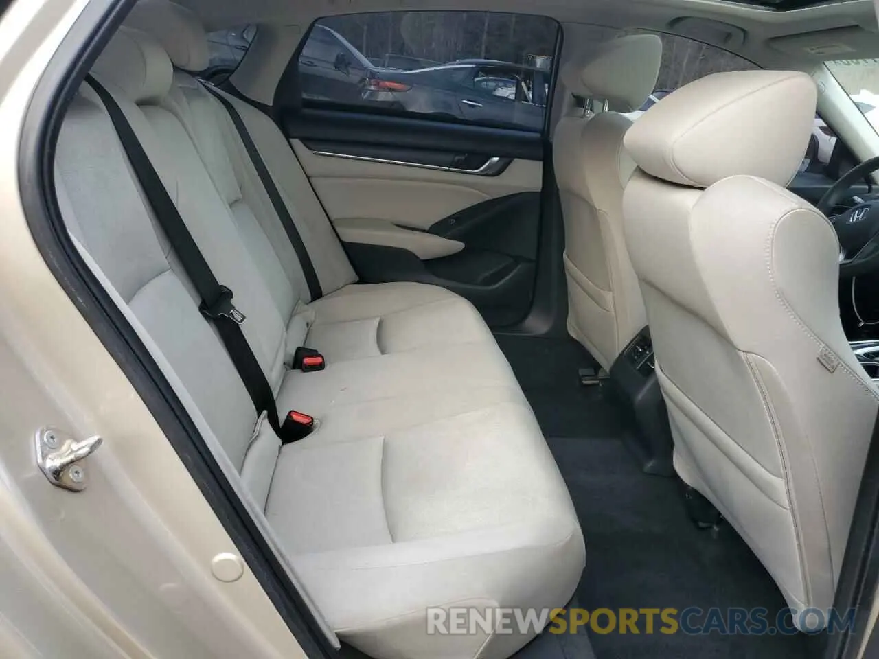 10 Photograph of a damaged car 1HGCV1F45KA075354 HONDA ACCORD 2019