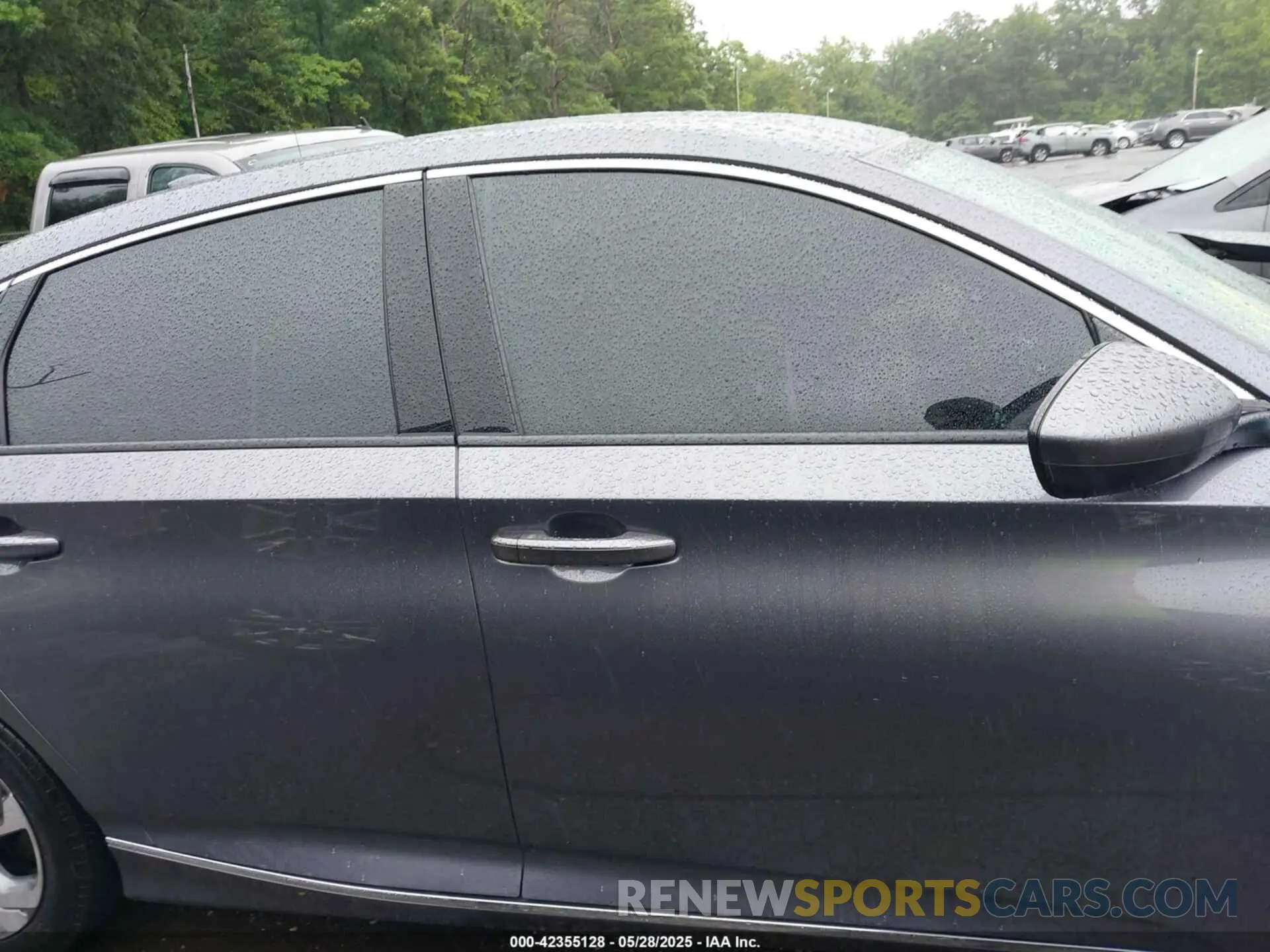 13 Фотография поврежденного автомобиля 1HGCV1F45KA165975 HONDA ACCORD 2019