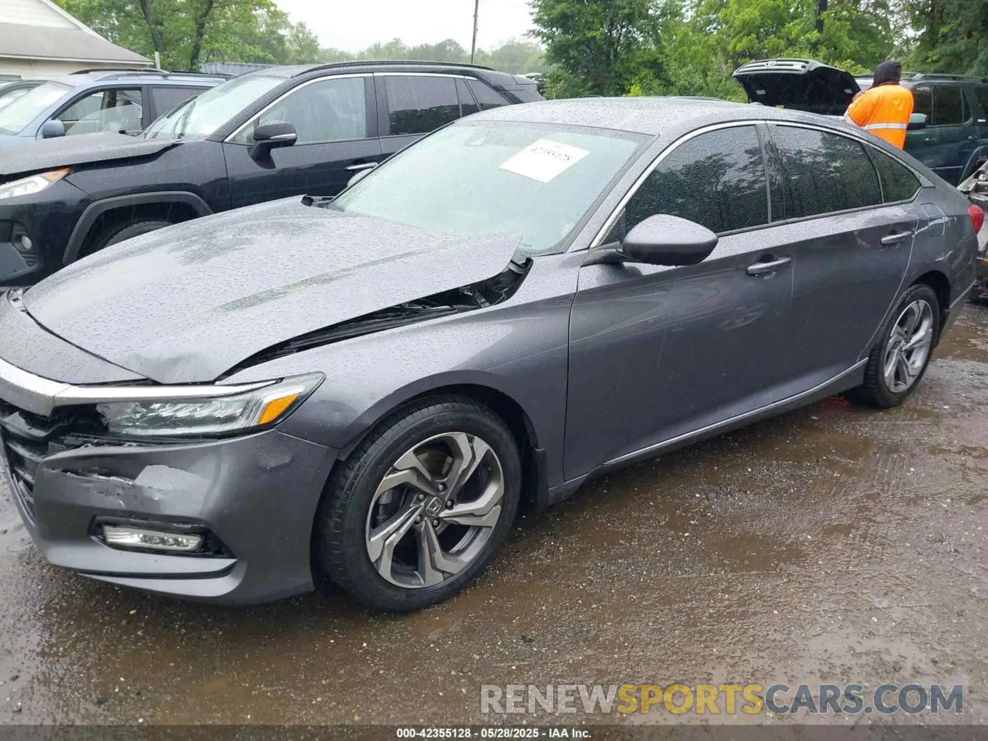 2 Фотография поврежденного автомобиля 1HGCV1F45KA165975 HONDA ACCORD 2019