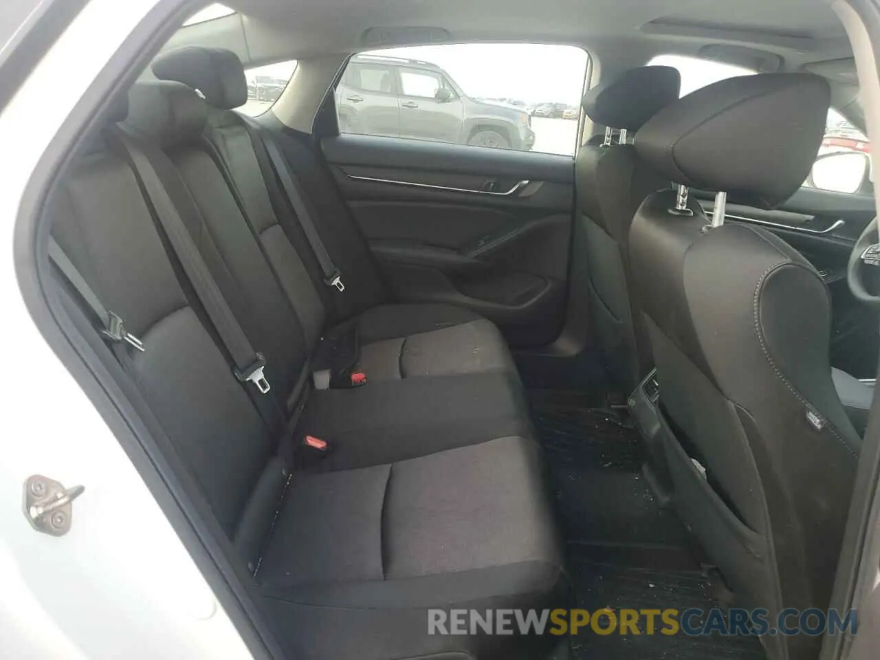 10 Photograph of a damaged car 1HGCV1F47KA111514 HONDA ACCORD 2019
