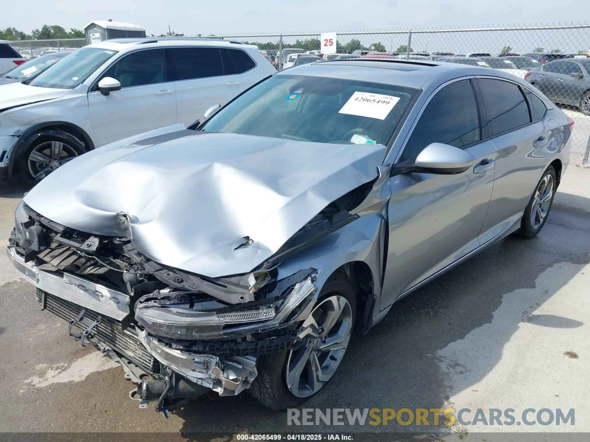 2 Фотография поврежденного автомобиля 1HGCV1F47KA133206 HONDA ACCORD 2019