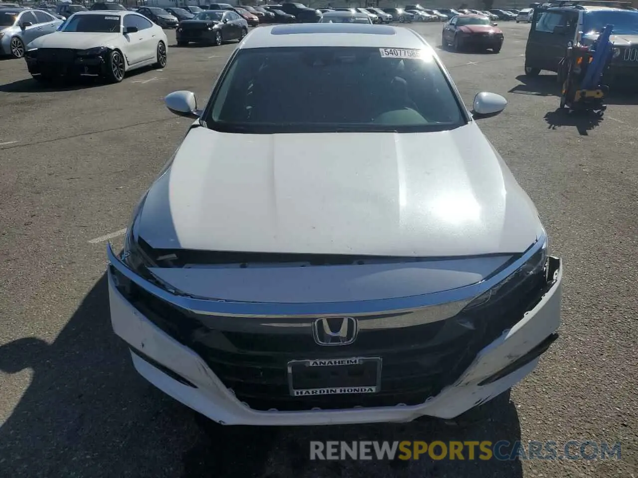 5 Photograph of a damaged car 1HGCV1F47KA140558 HONDA ACCORD 2019