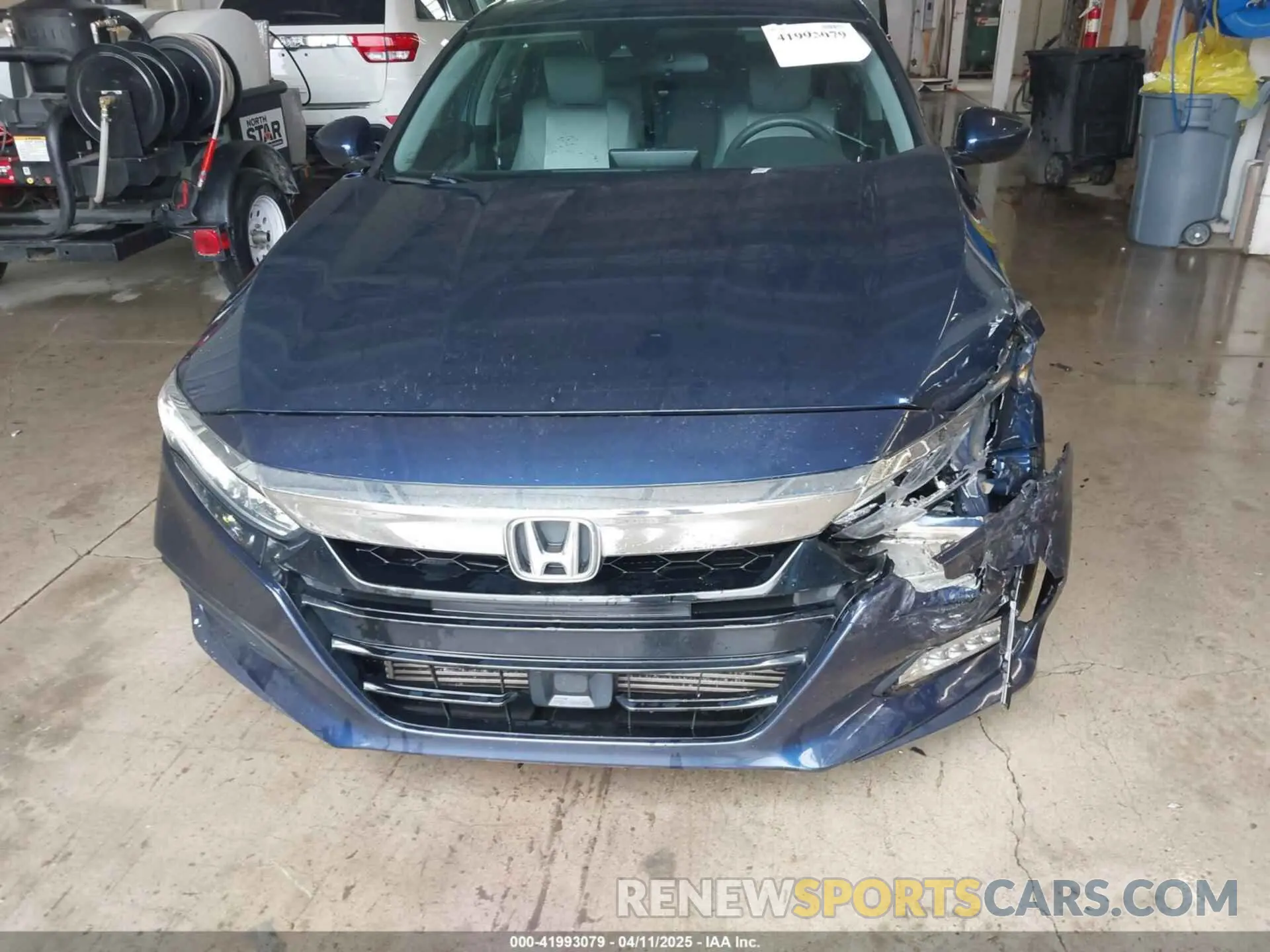 17 Фотография поврежденного автомобиля 1HGCV1F49KA134390 HONDA ACCORD 2019
