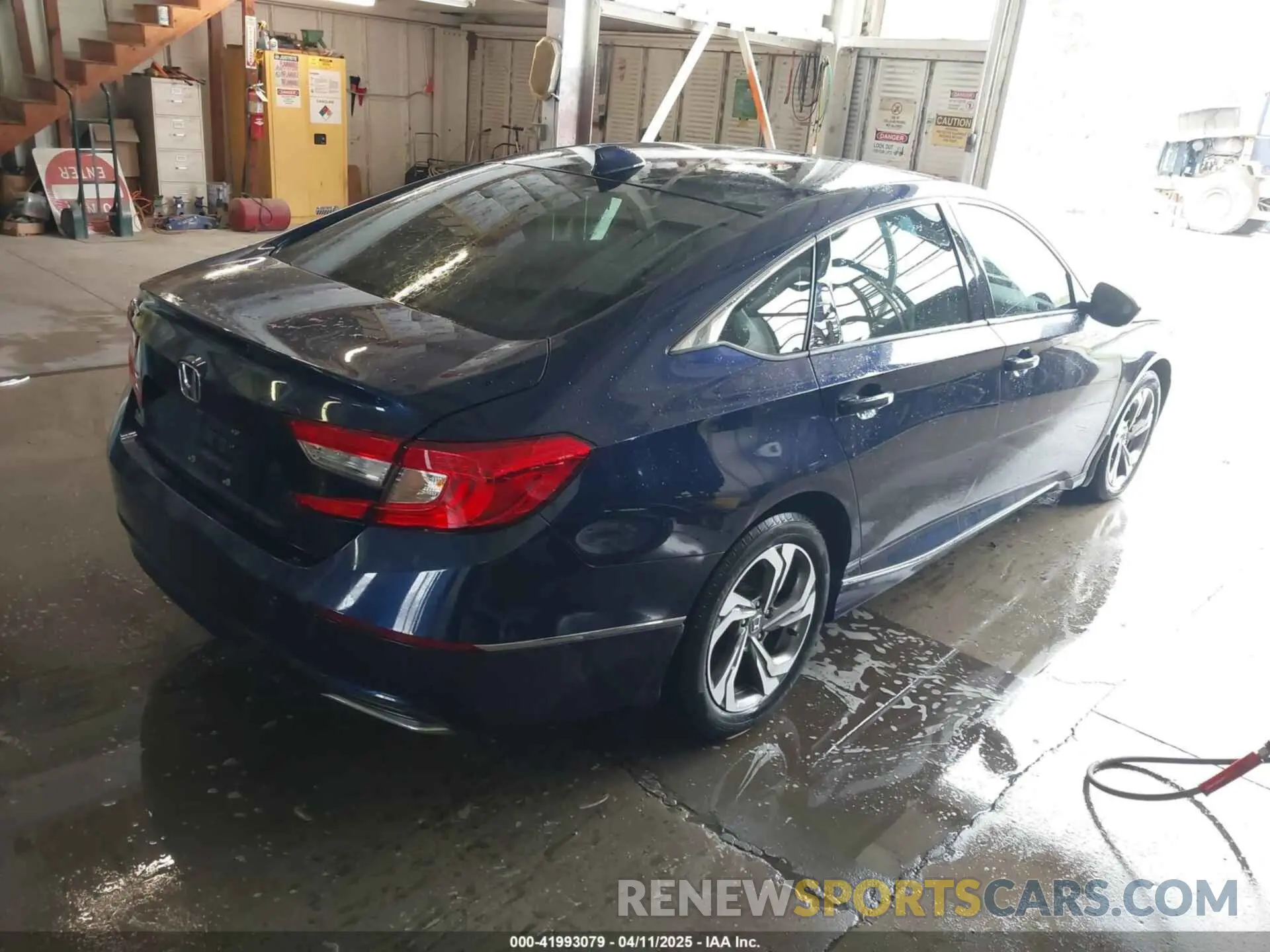 4 Фотография поврежденного автомобиля 1HGCV1F49KA134390 HONDA ACCORD 2019