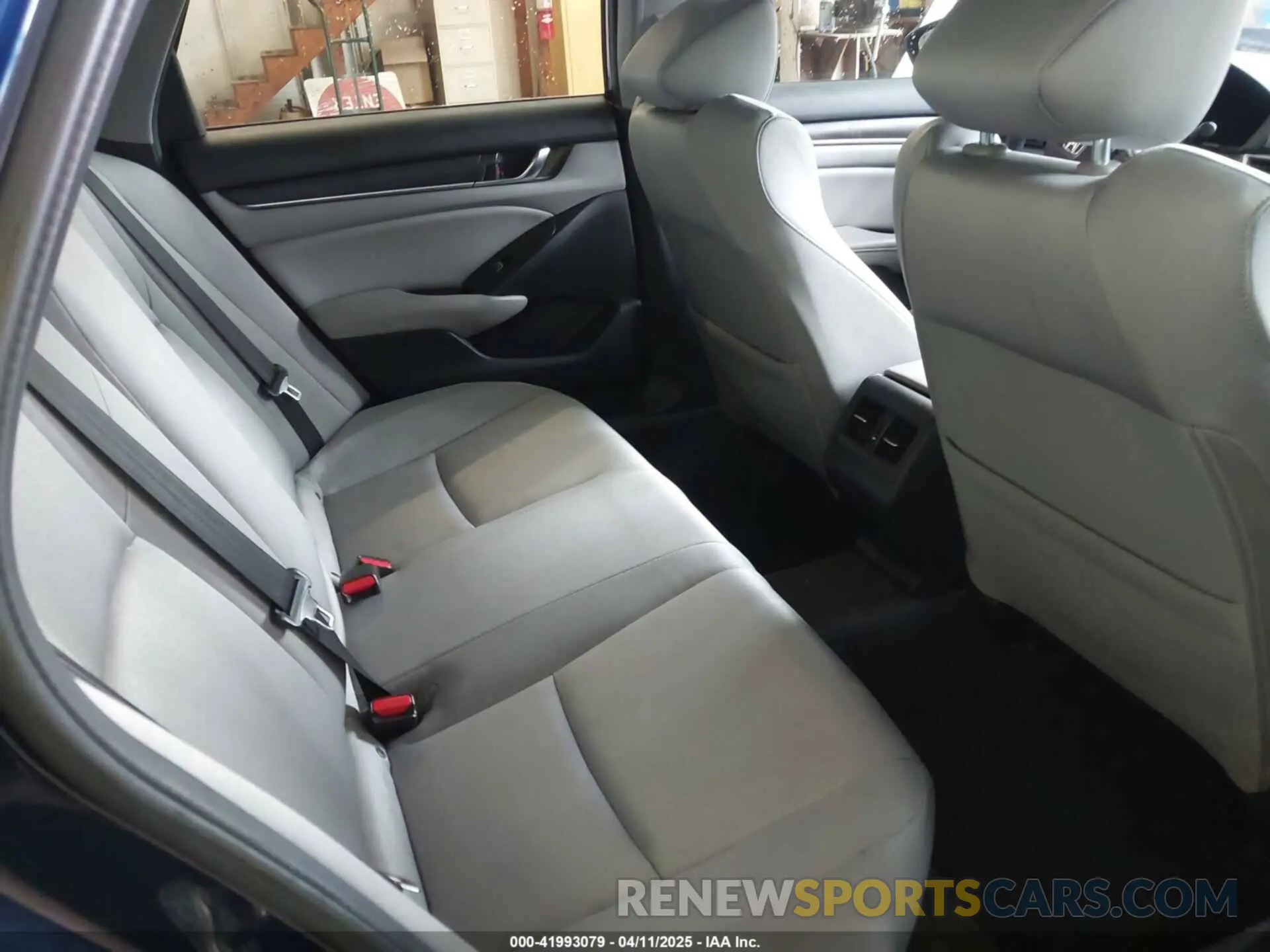 8 Фотография поврежденного автомобиля 1HGCV1F49KA134390 HONDA ACCORD 2019