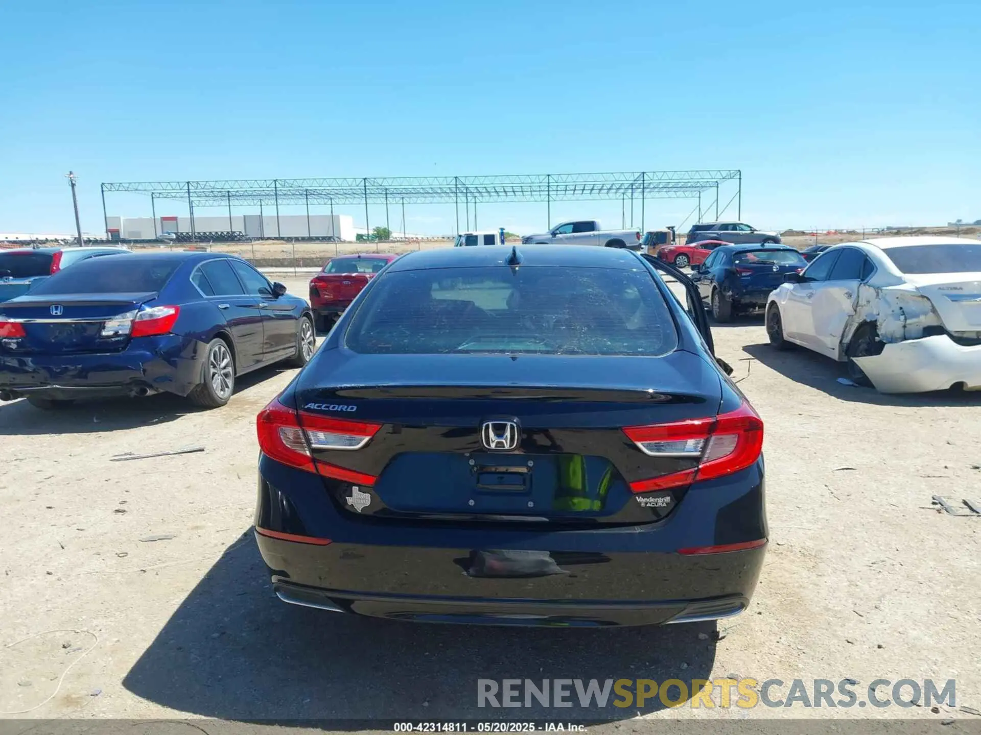 16 Photograph of a damaged car 1HGCV1F50KA128387 HONDA ACCORD 2019