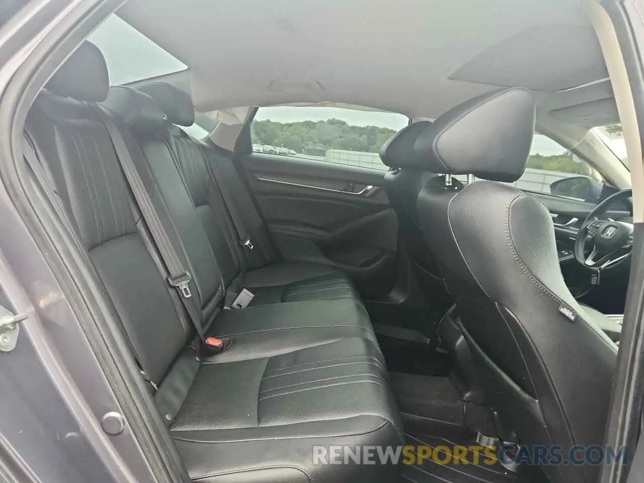 10 Photograph of a damaged car 1HGCV1F51KA078230 HONDA ACCORD 2019