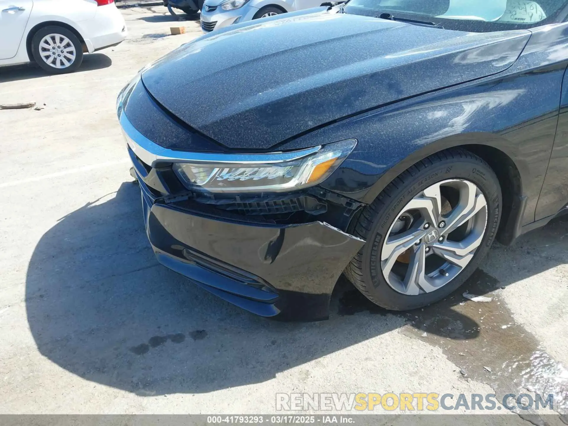 19 Фотография поврежденного автомобиля 1HGCV1F51KA087266 HONDA ACCORD 2019
