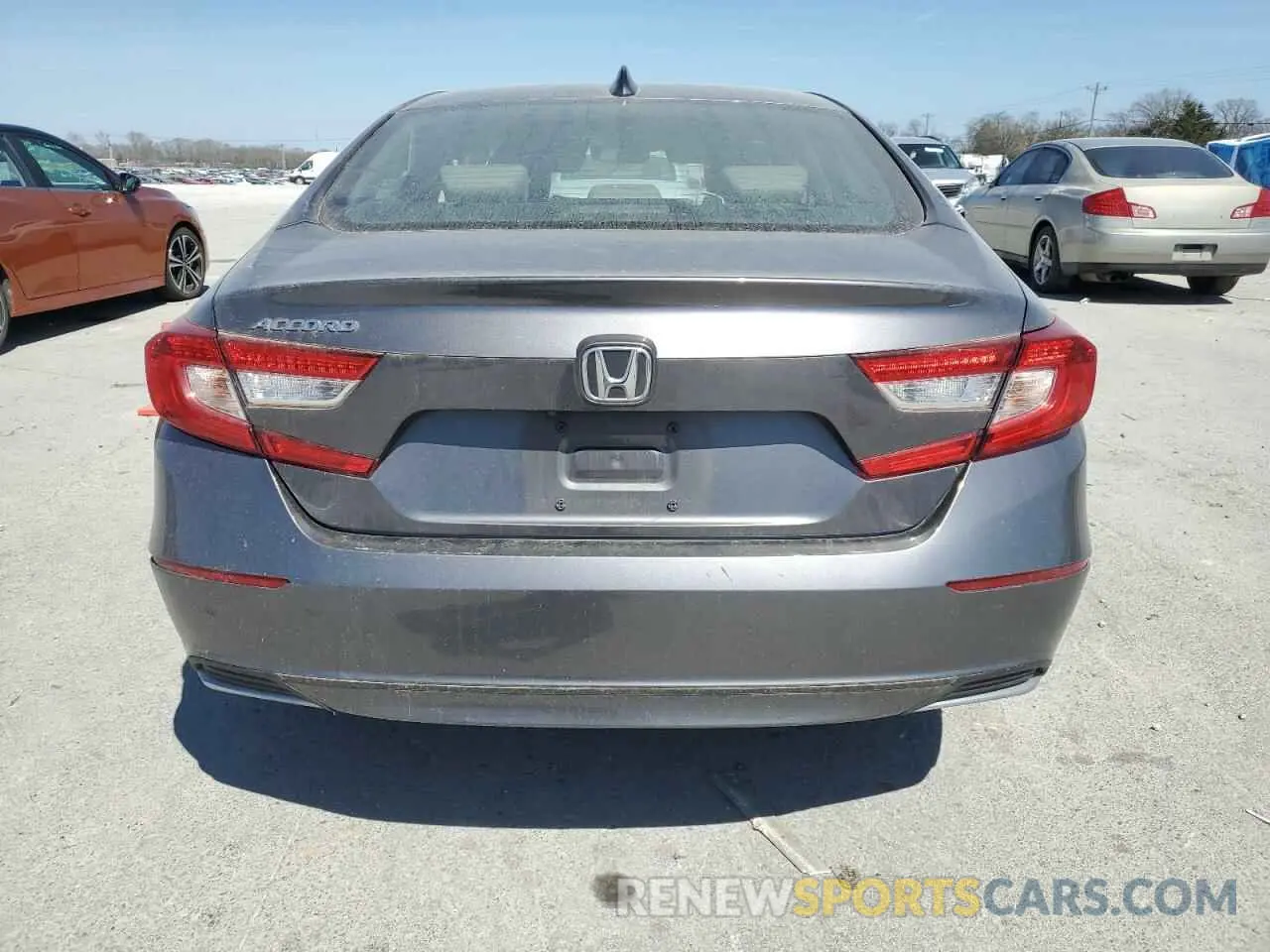 6 Фотография поврежденного автомобиля 1HGCV1F52KA012298 HONDA ACCORD 2019